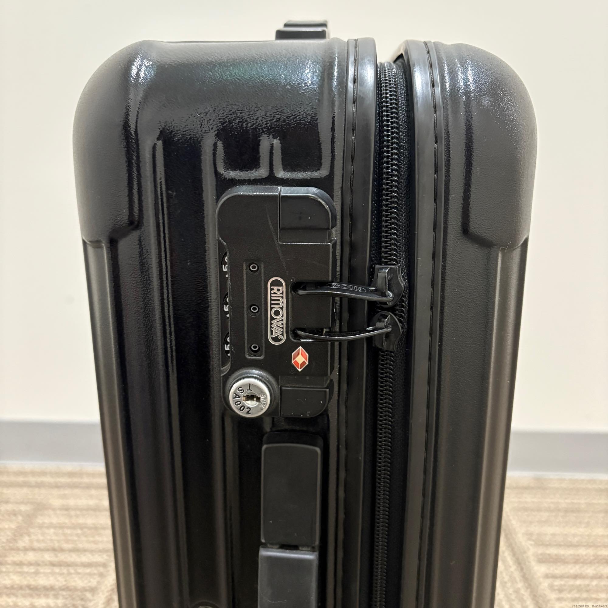 リモワ サルサ 851.52-25 32リットル 中古美品 2輪