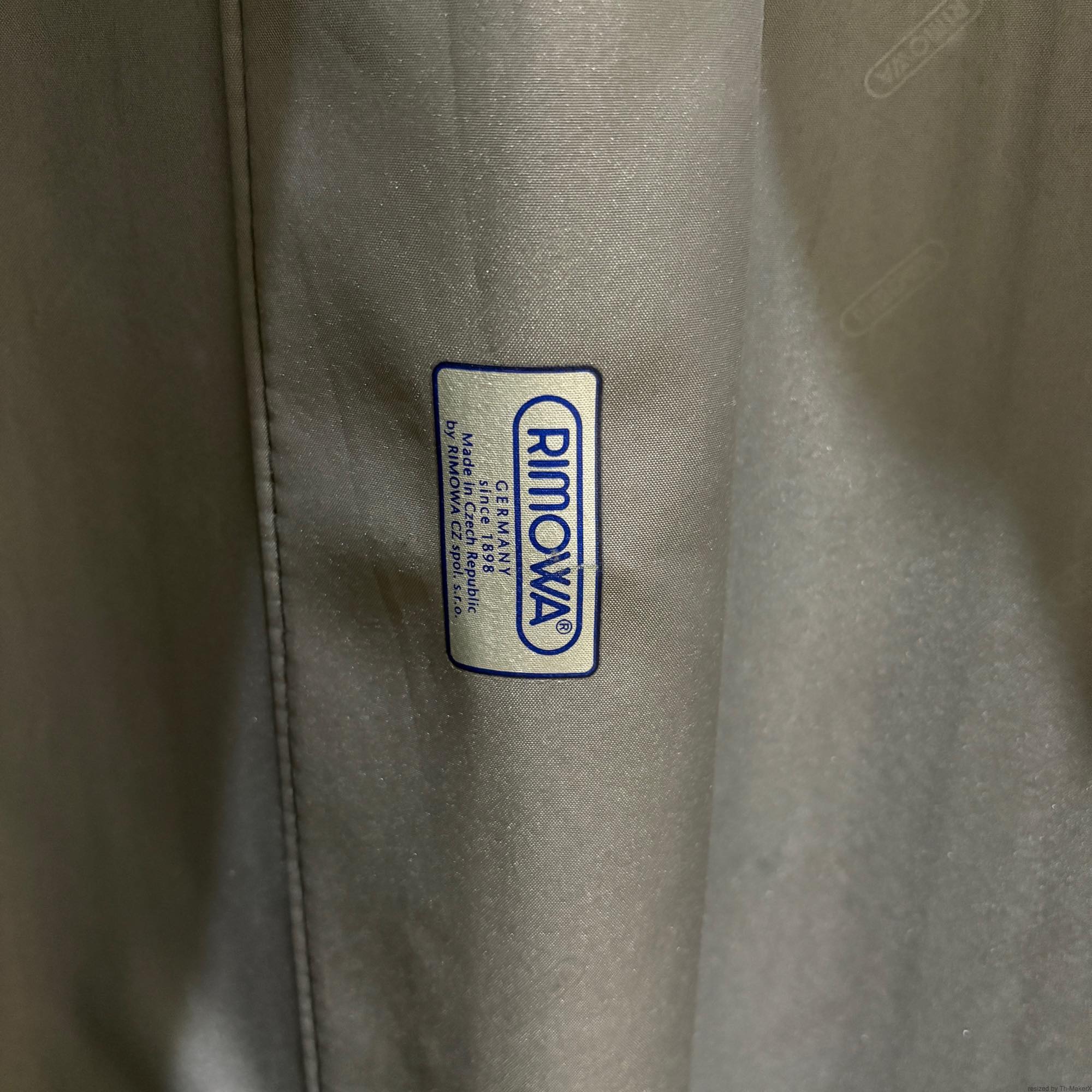 リモワ サルサ(エッセンシャル) 851.52-26 32リットル 中古美品 2輪