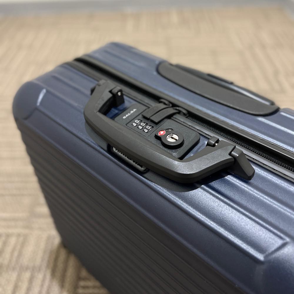 リモワ サルサ 810.40-3 27リットル 中古美品 4輪