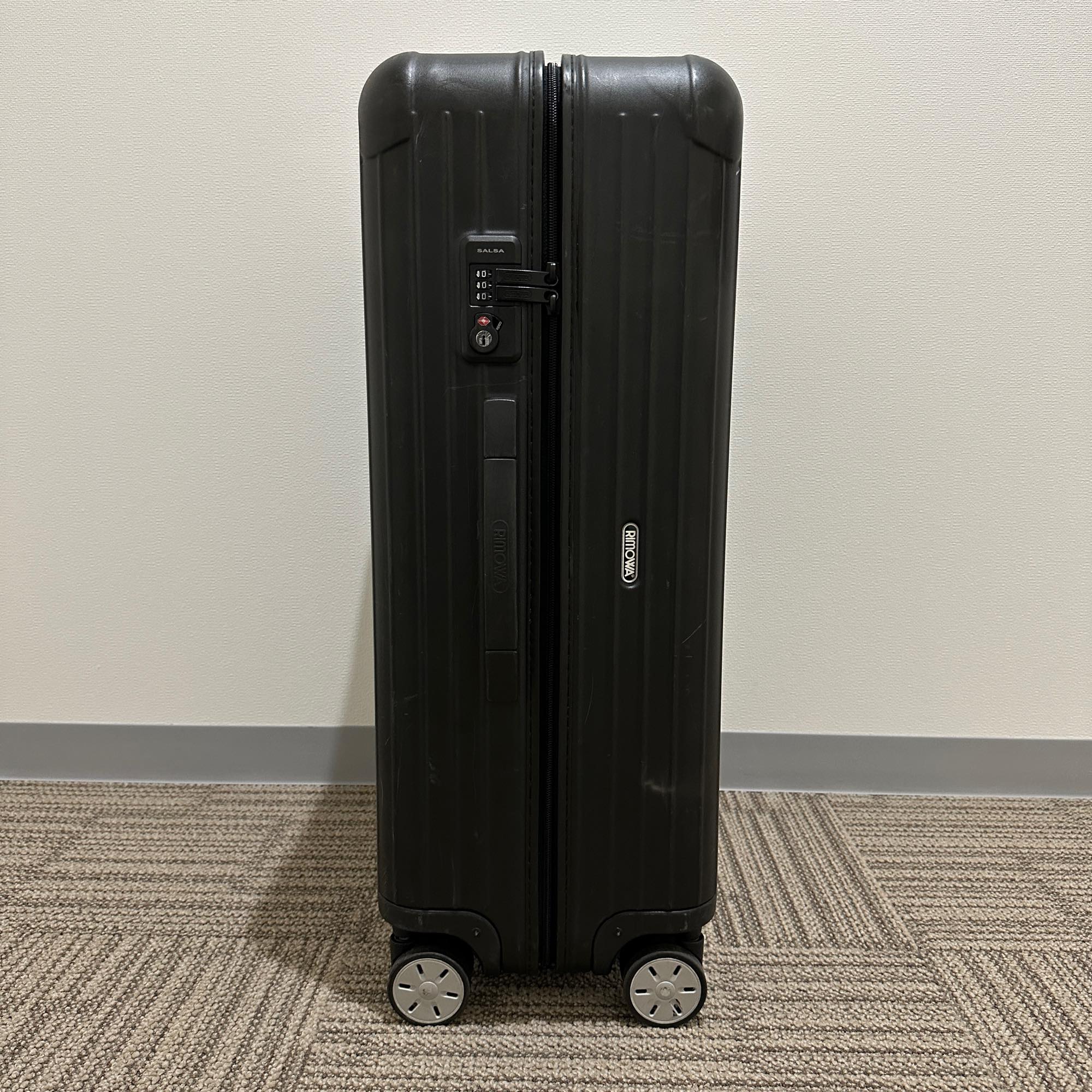 リモワ サルサ 810.70-3 78リットル 中古商品 4輪