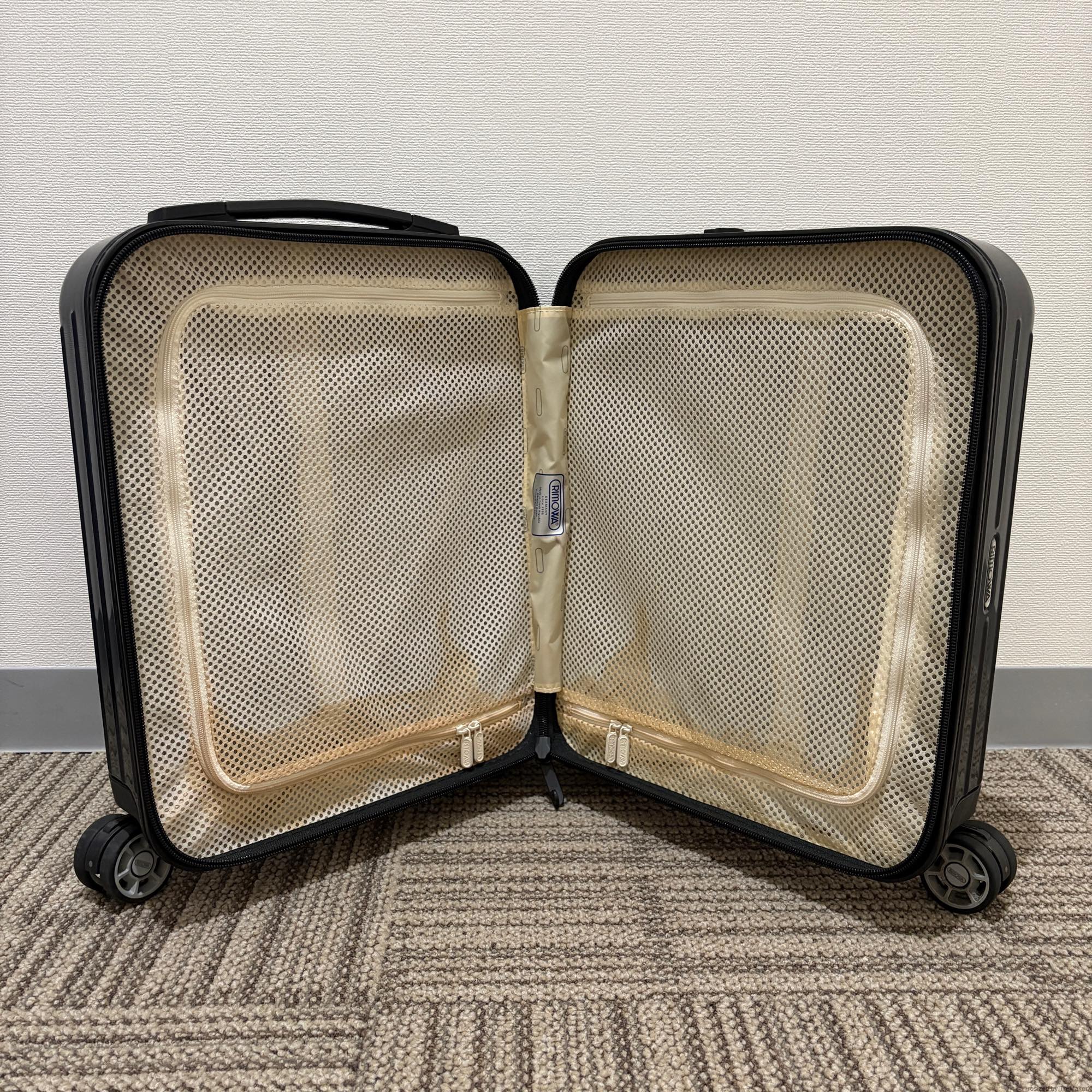 リモワ サルサ エアー 820.42.25.4-3 中古美品 22リットル 4輪