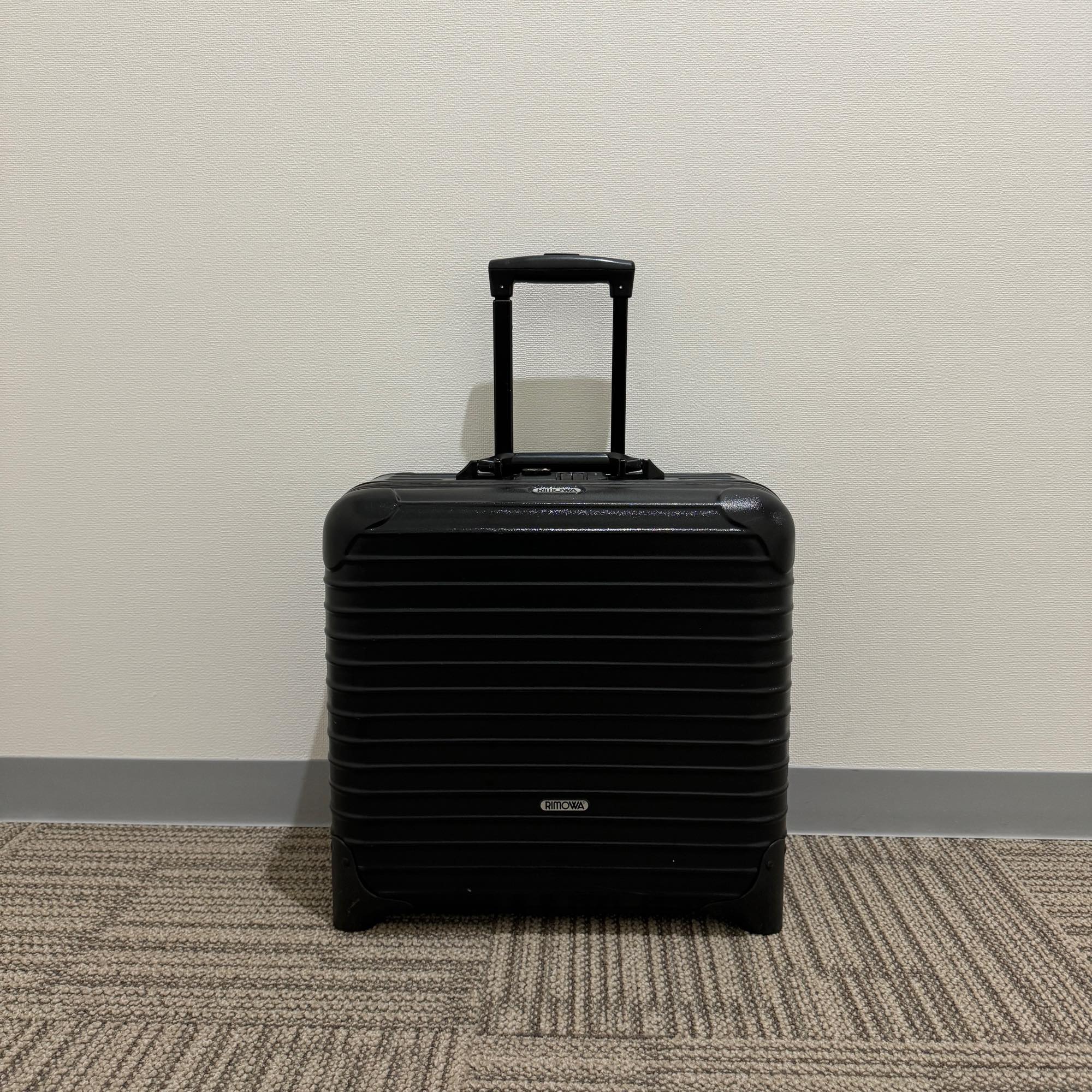 リモワ サルサ 中古美品 851.40-3 23リットル 2輪
