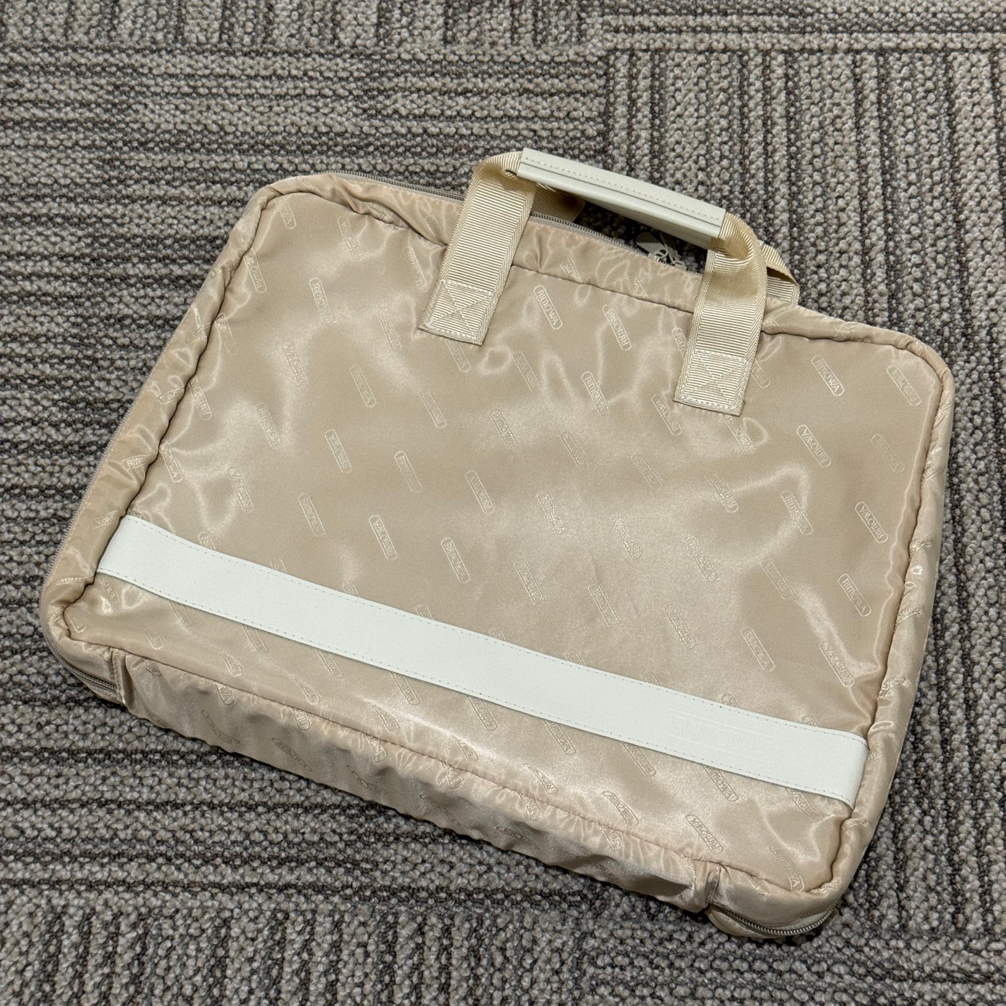 リモワ サルサデラックス U853.40-3 中古美品 25リットル 2輪