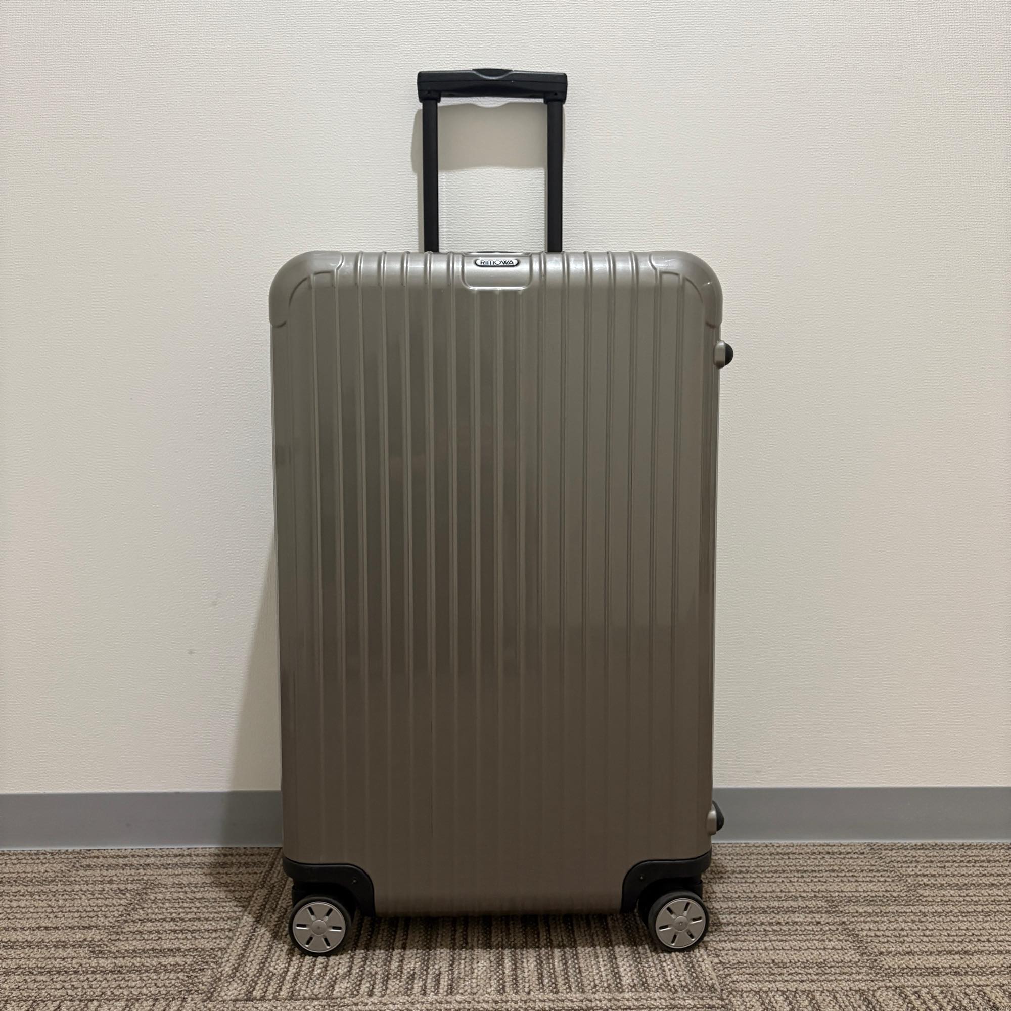 リモワ サルサ 869.70-3 82リットル 中古美品 4輪