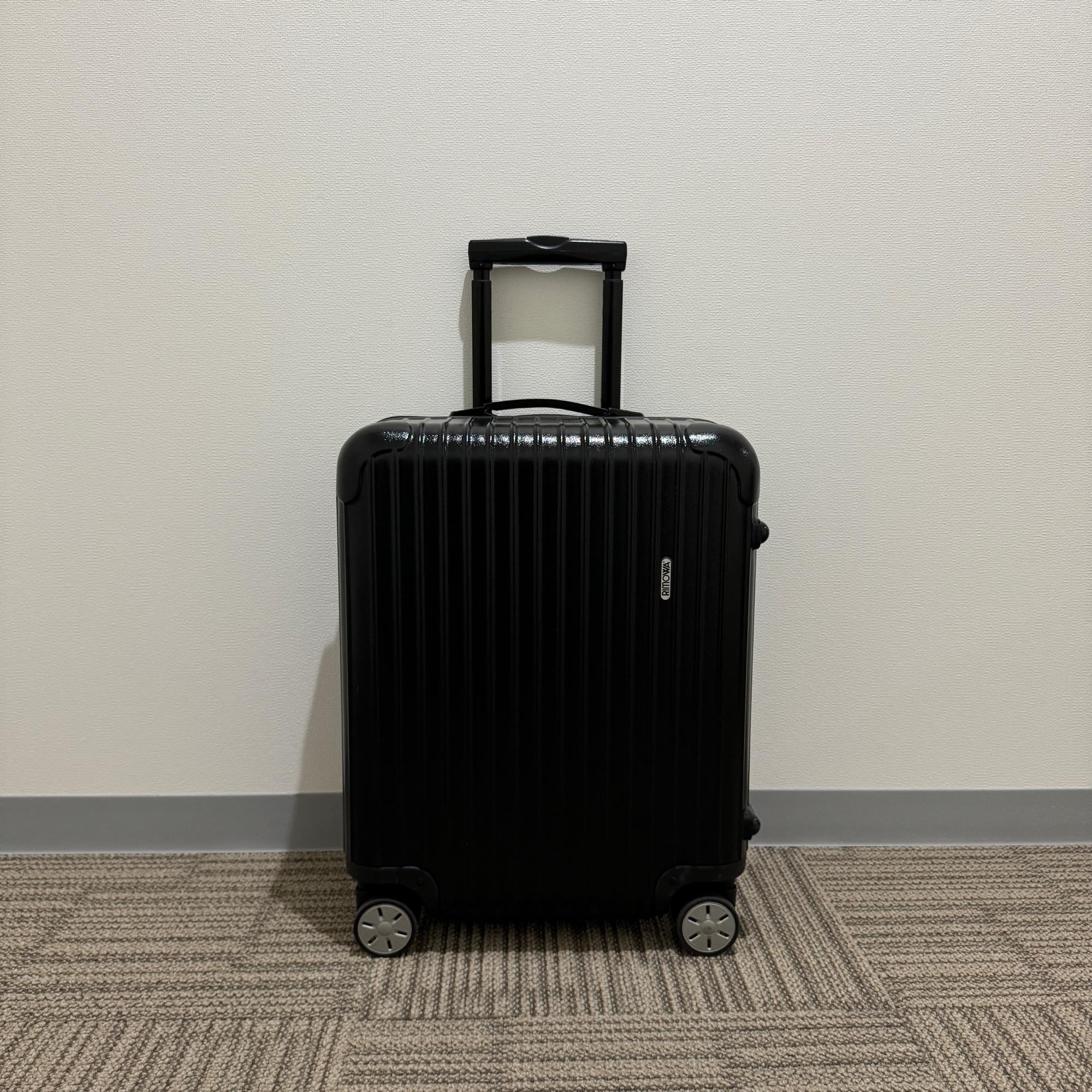 リモワ サルサ U871.56-3 48リットル 中古美品 4輪