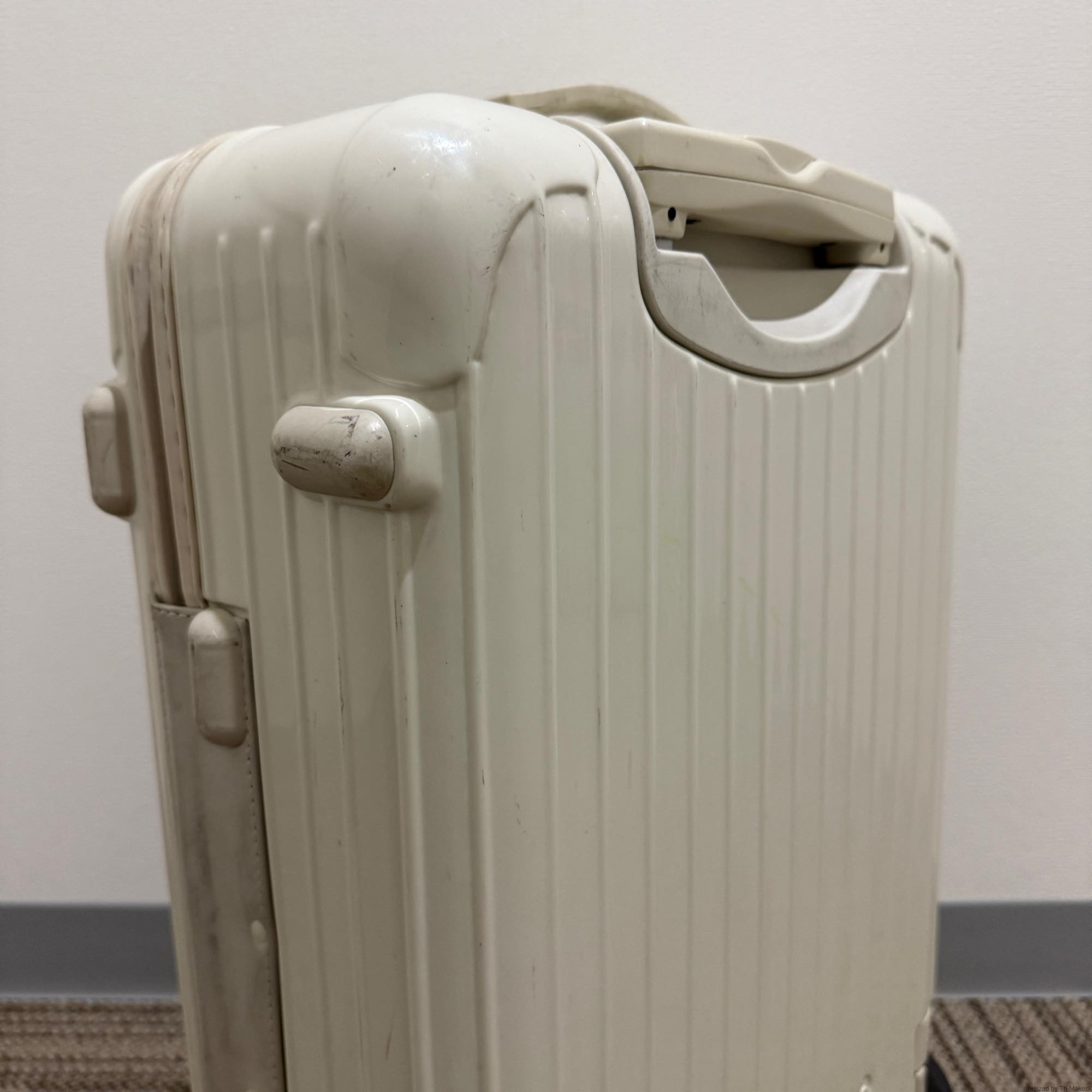 リモワ ユナイテッドアローズ限定 サルサ 895.46-2 中古美品 32リットル 2輪