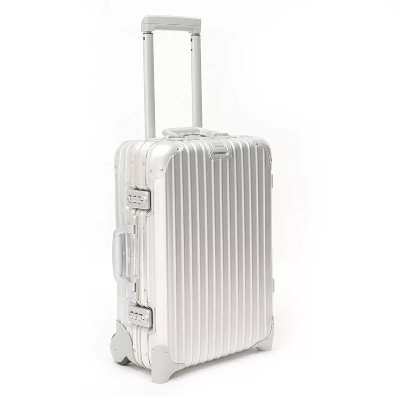 リモワ トパーズ 920.52-3 中古商品 32リットル 2輪