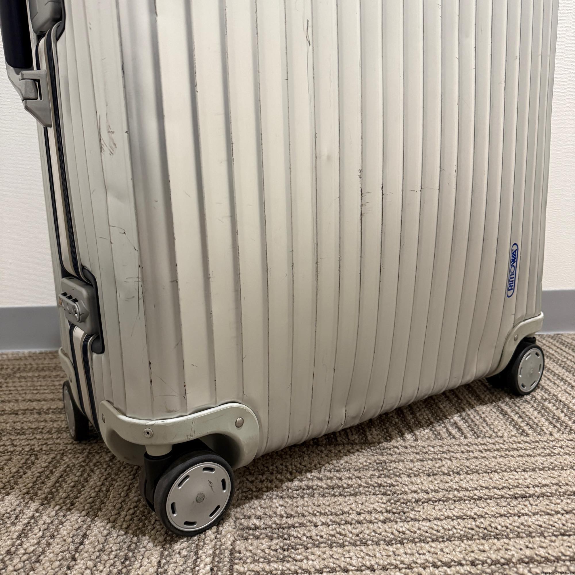 リモワ シルバーインテグラル 中古商品 U923.77-3 104リットル 4輪