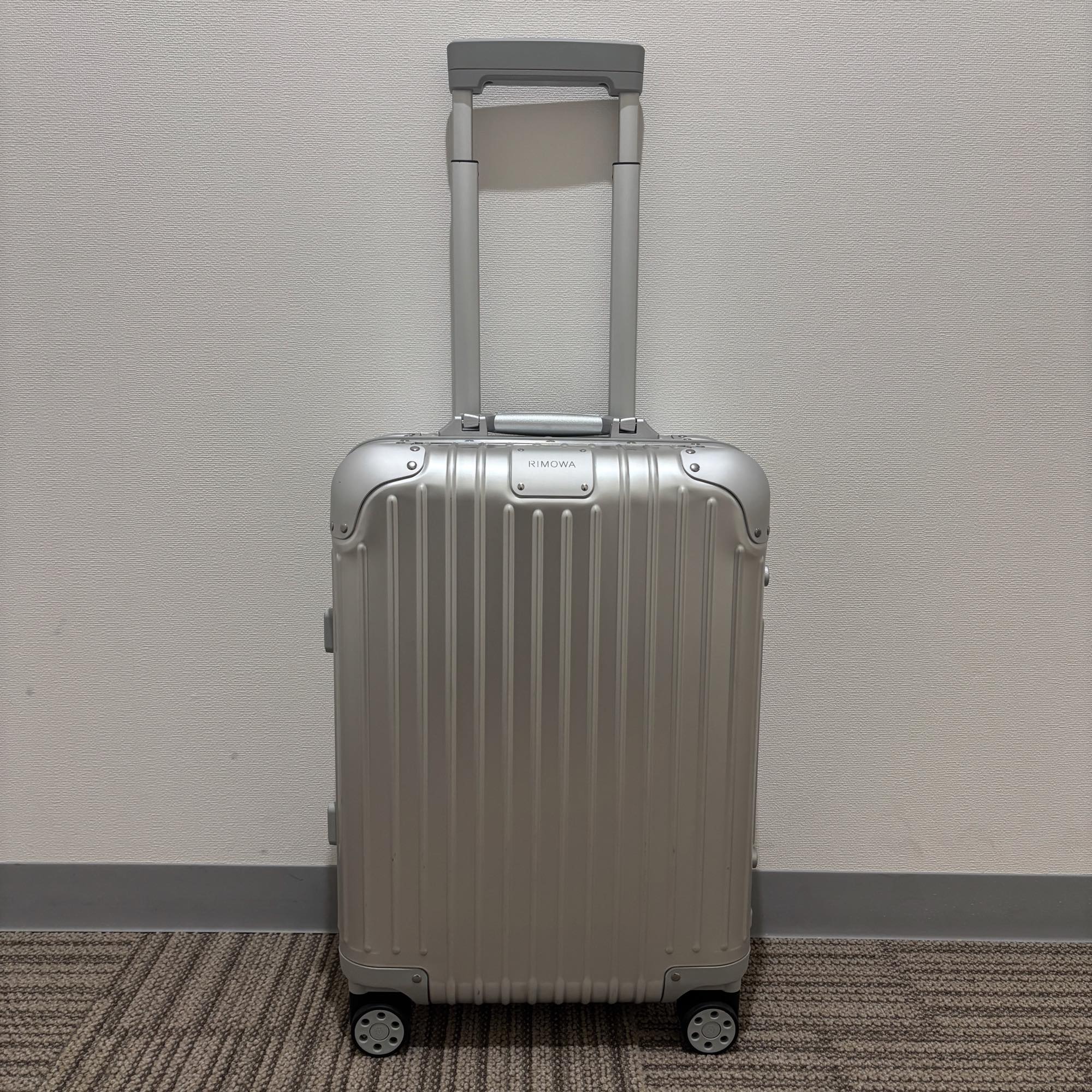 リモワ シルバーインテグラル 925.52-3 35リットル 中古美品 2輪