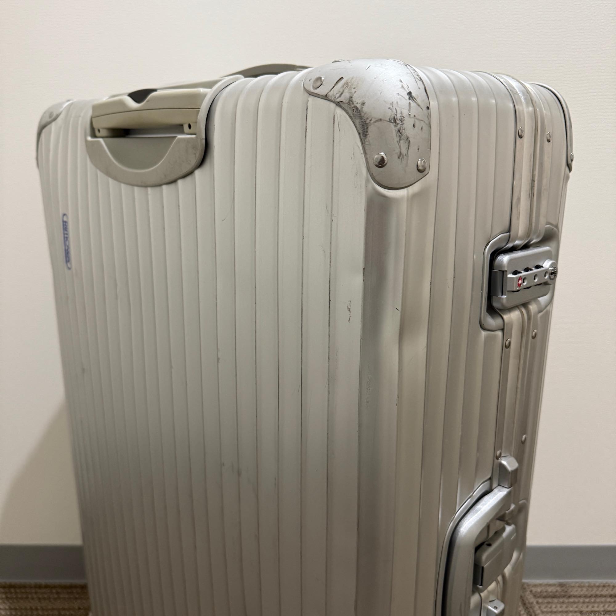 リモワ トパーズ 中古商品 930.77-3 104リットル 2輪