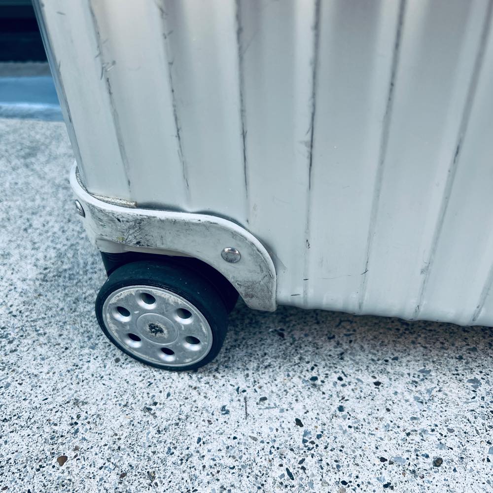 リモワ トパーズ 932.63-3 中古商品 64リットル 4輪