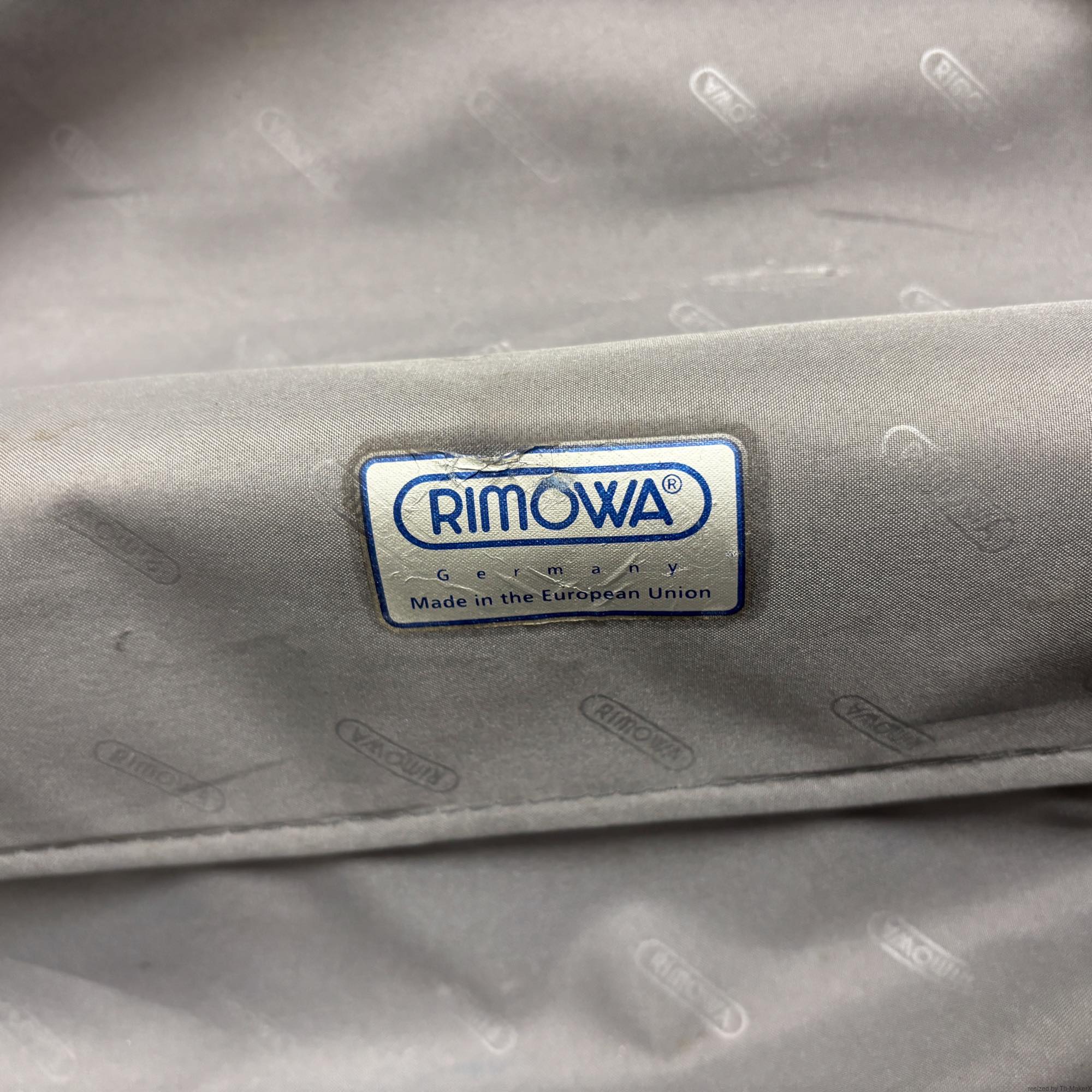 リモワ エッセンシャル(サルサ) 851.52-32 32リットル 中古商品 2輪