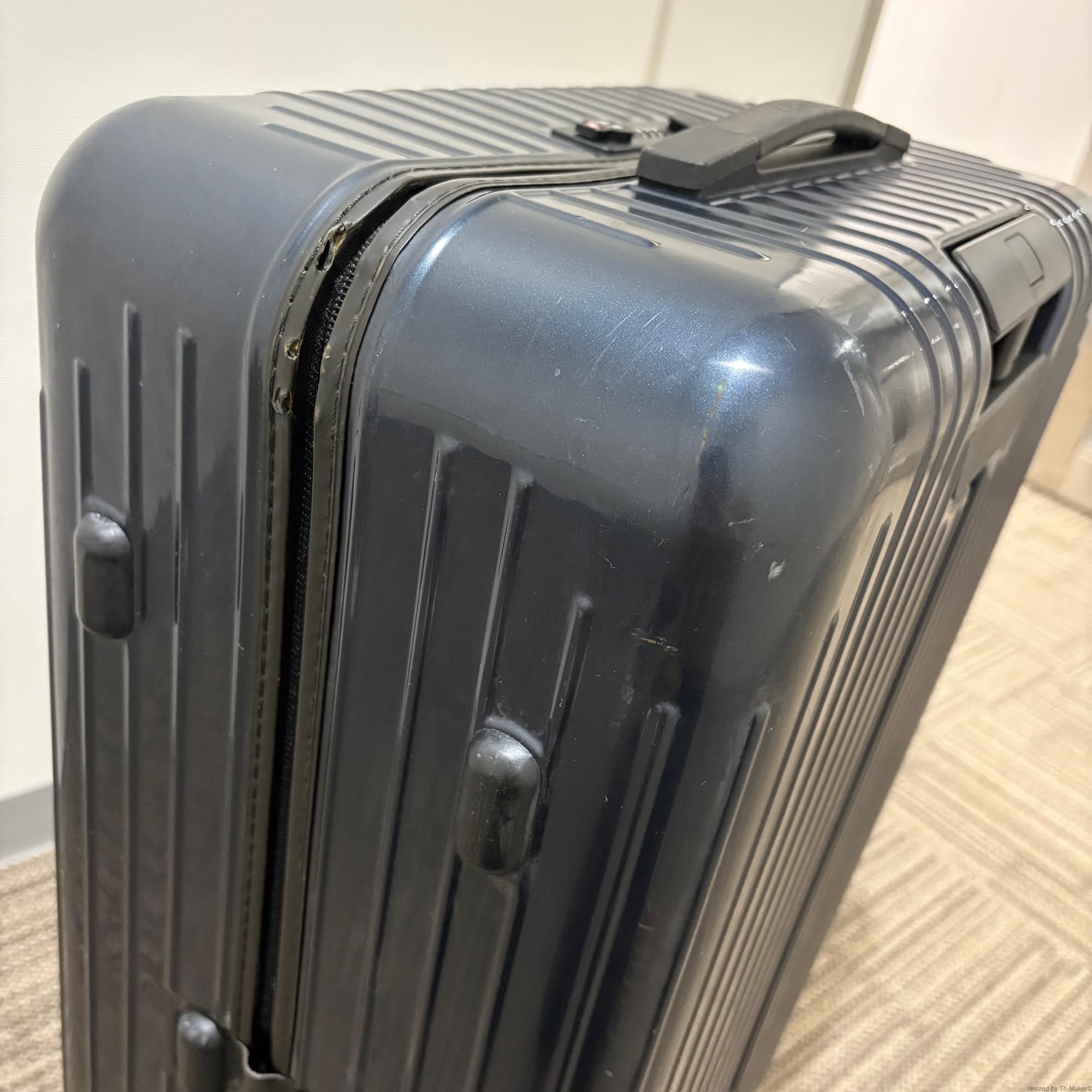 リモワ サルサ エアー 820.70.25.4-4 中古美品 80リットル 4輪