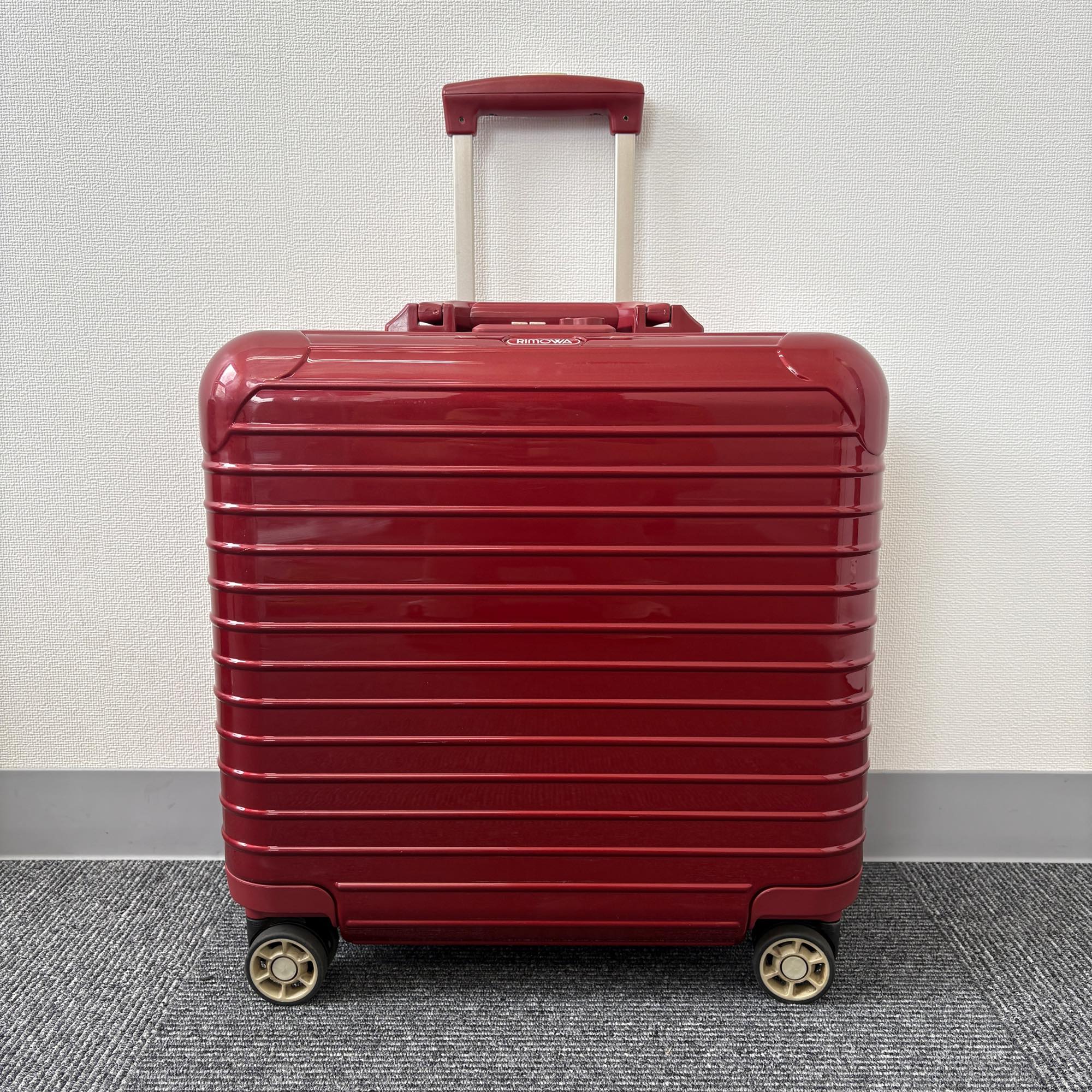 リモワ サルサ デラックス 830.40-4 29リットル 中古美品 4輪