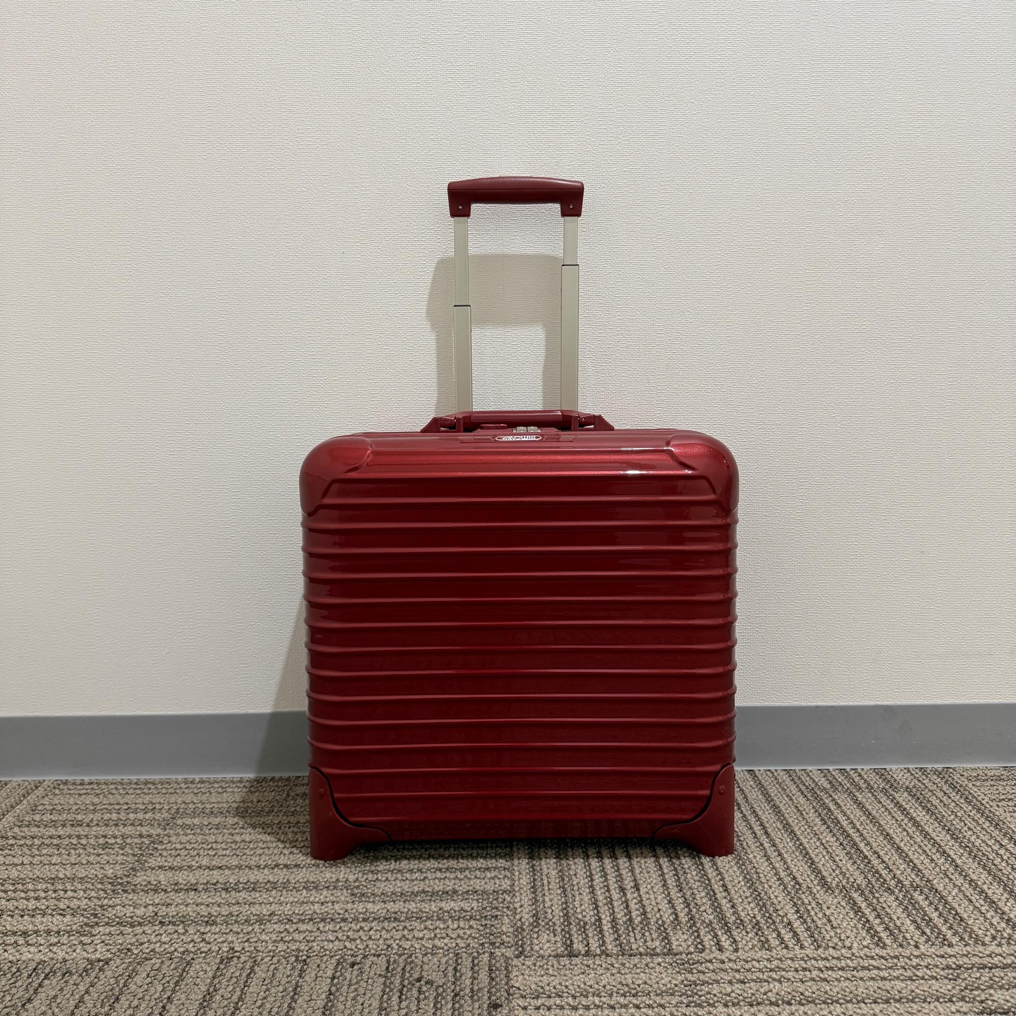 リモワ サルサデラックス U853.40-4 中古美品 25リットル 2輪