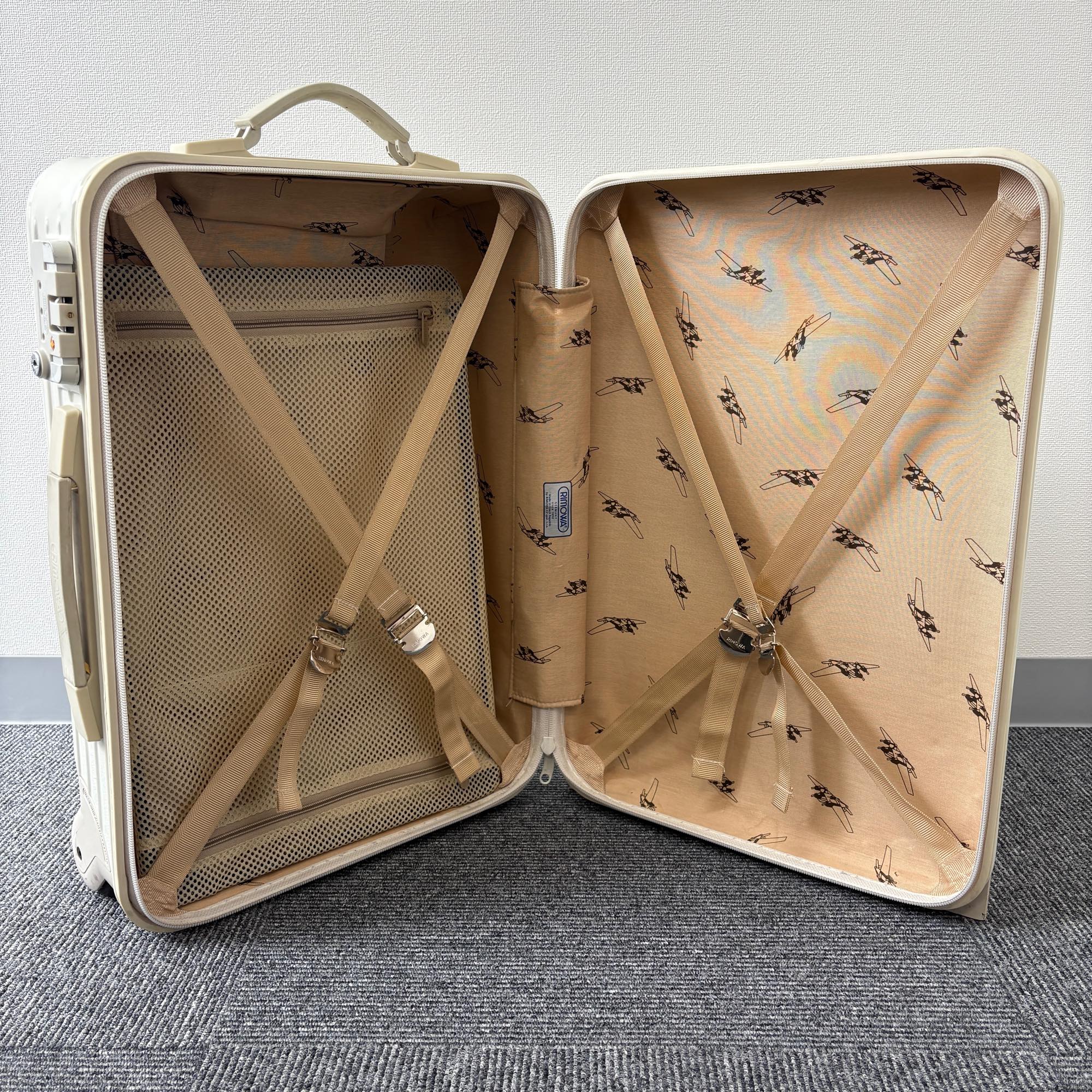 リモワ ユナイテッドアローズ限定 サルサ(エッセンシャル) 895.46-4 中古美品 32リットル 2輪