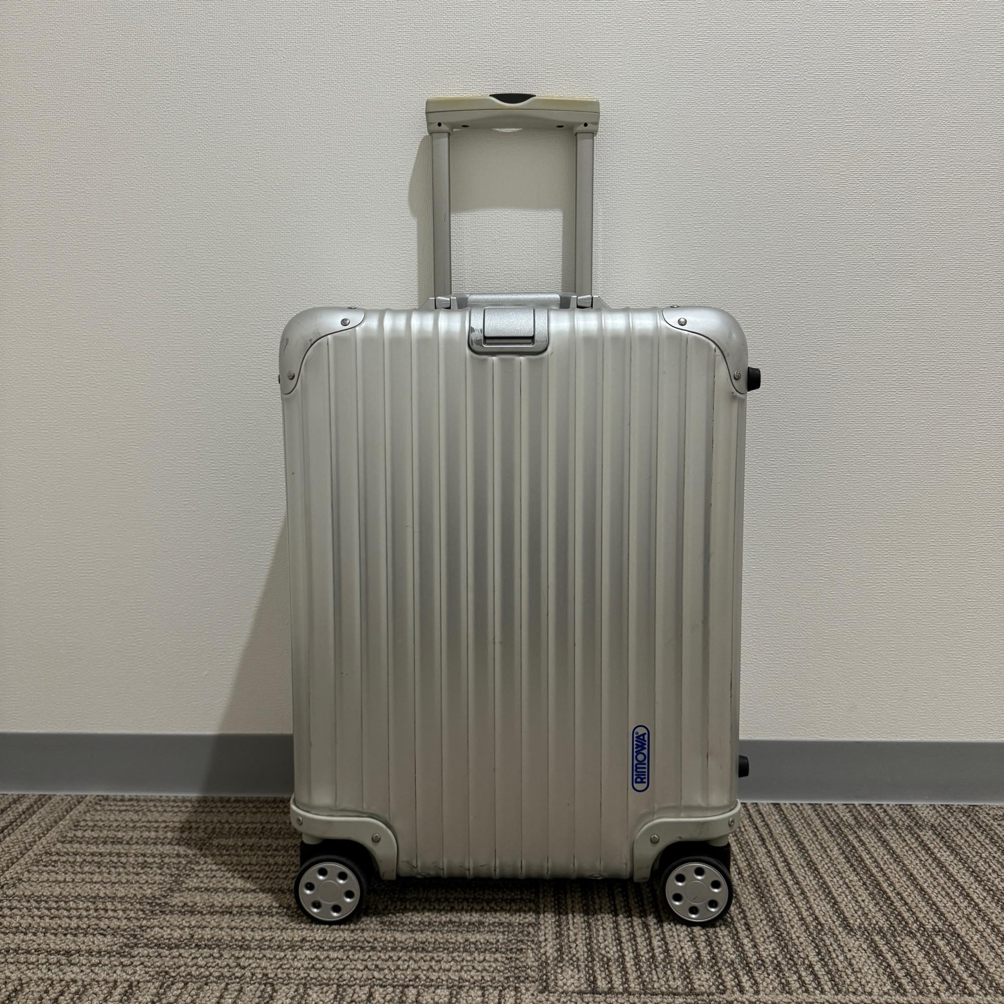 リモワ トパーズ 932.56-4 中古美品 45リットル 4輪