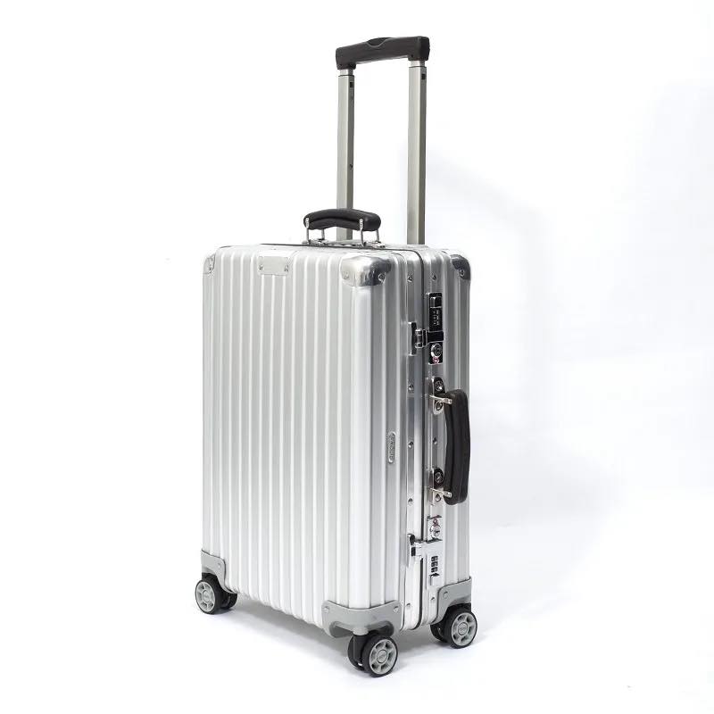 リモワ クラシックフライト 中古美品 971.52-4 33リットル 4輪