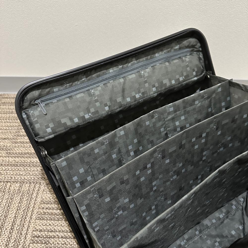 リモワ サルサトロリー 810.40-5 27リットル 中古商品 2輪
