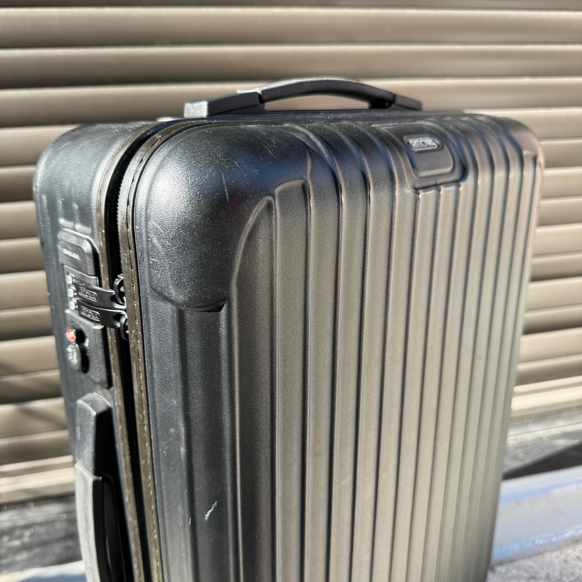 リモワ サルサ 810.52-5 33リットル 中古美品 2輪