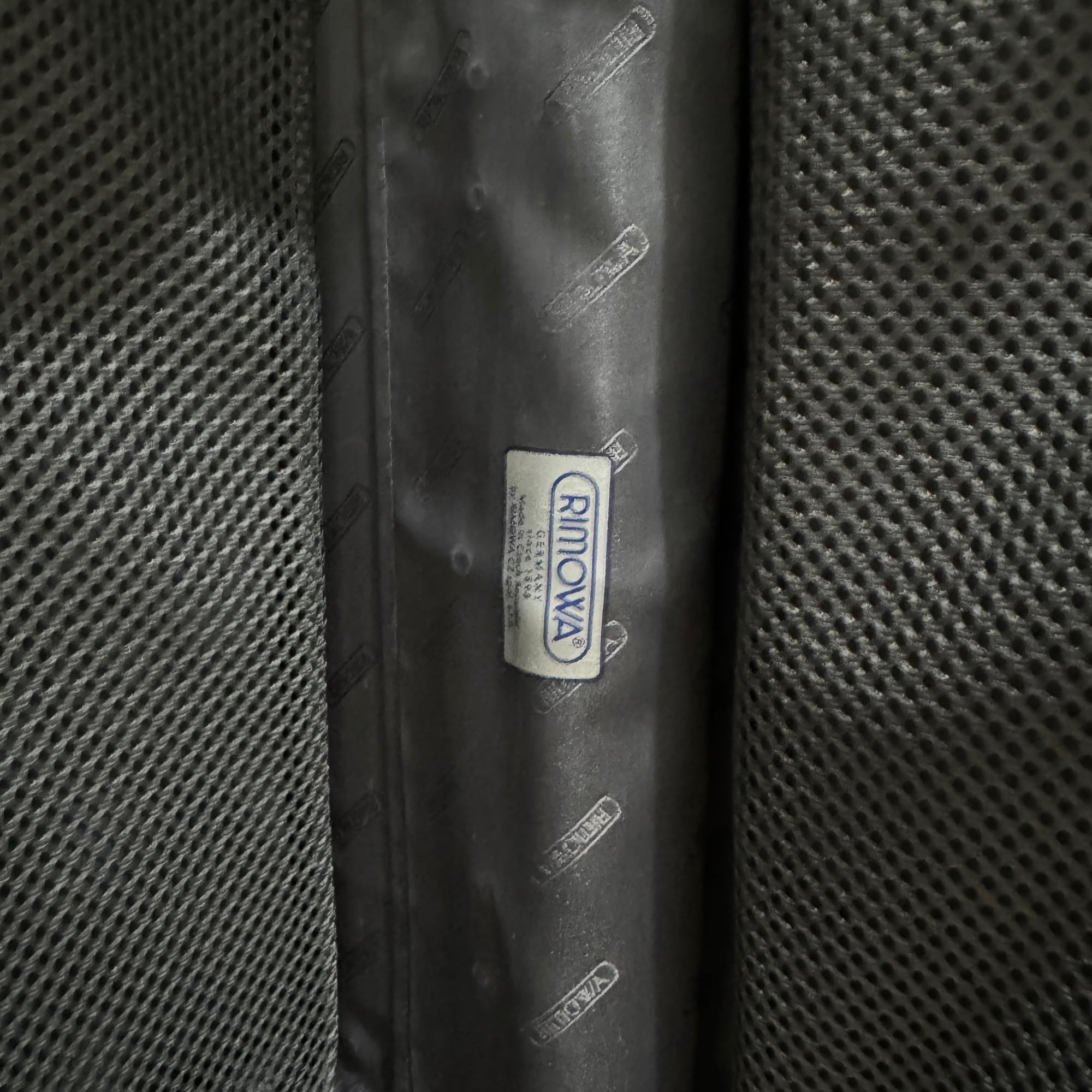リモワ サルサデラックス 850.52-5 33リットル 中古美品 2輪
