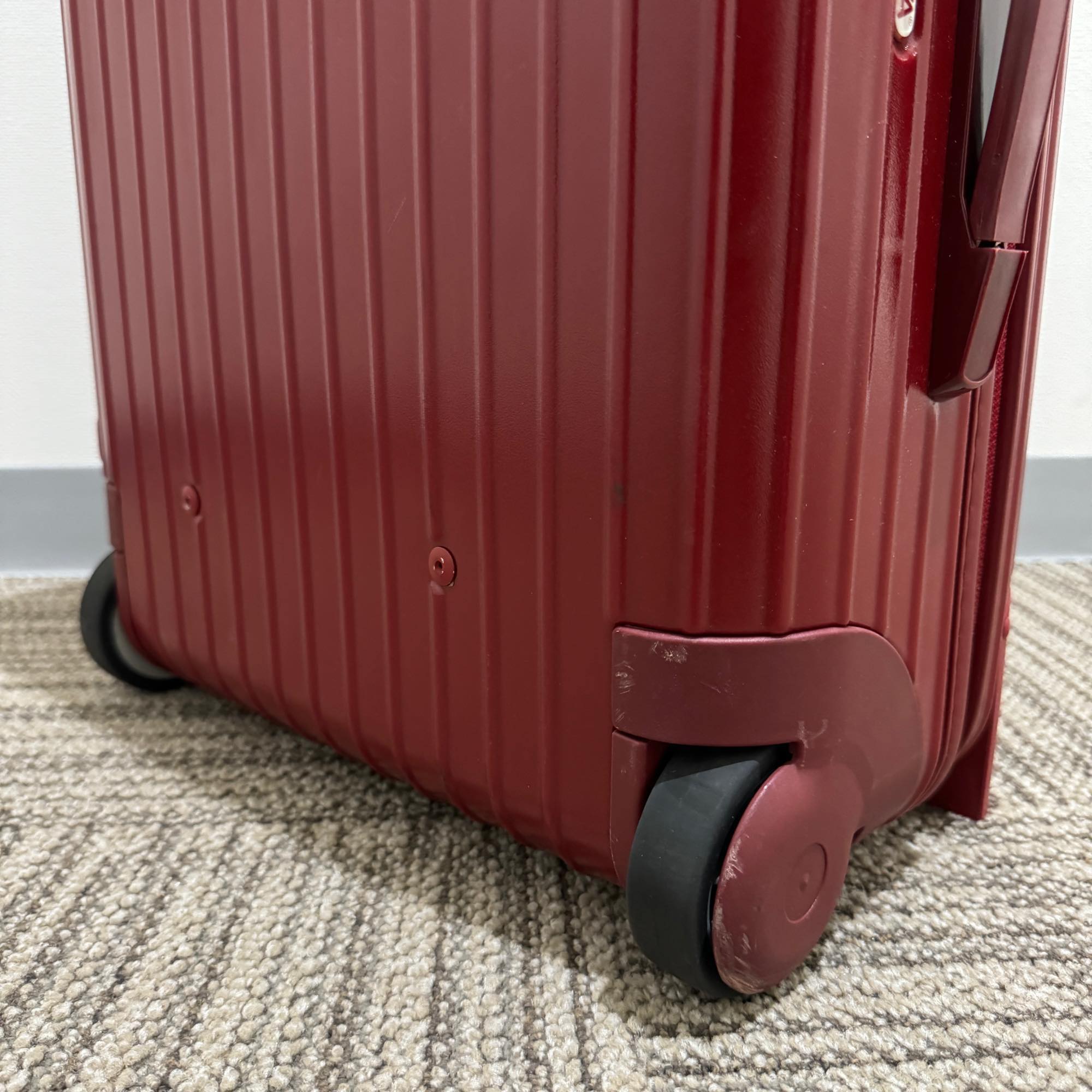 リモワ サルサ 855.52-5 35リットル 中古美品 2輪