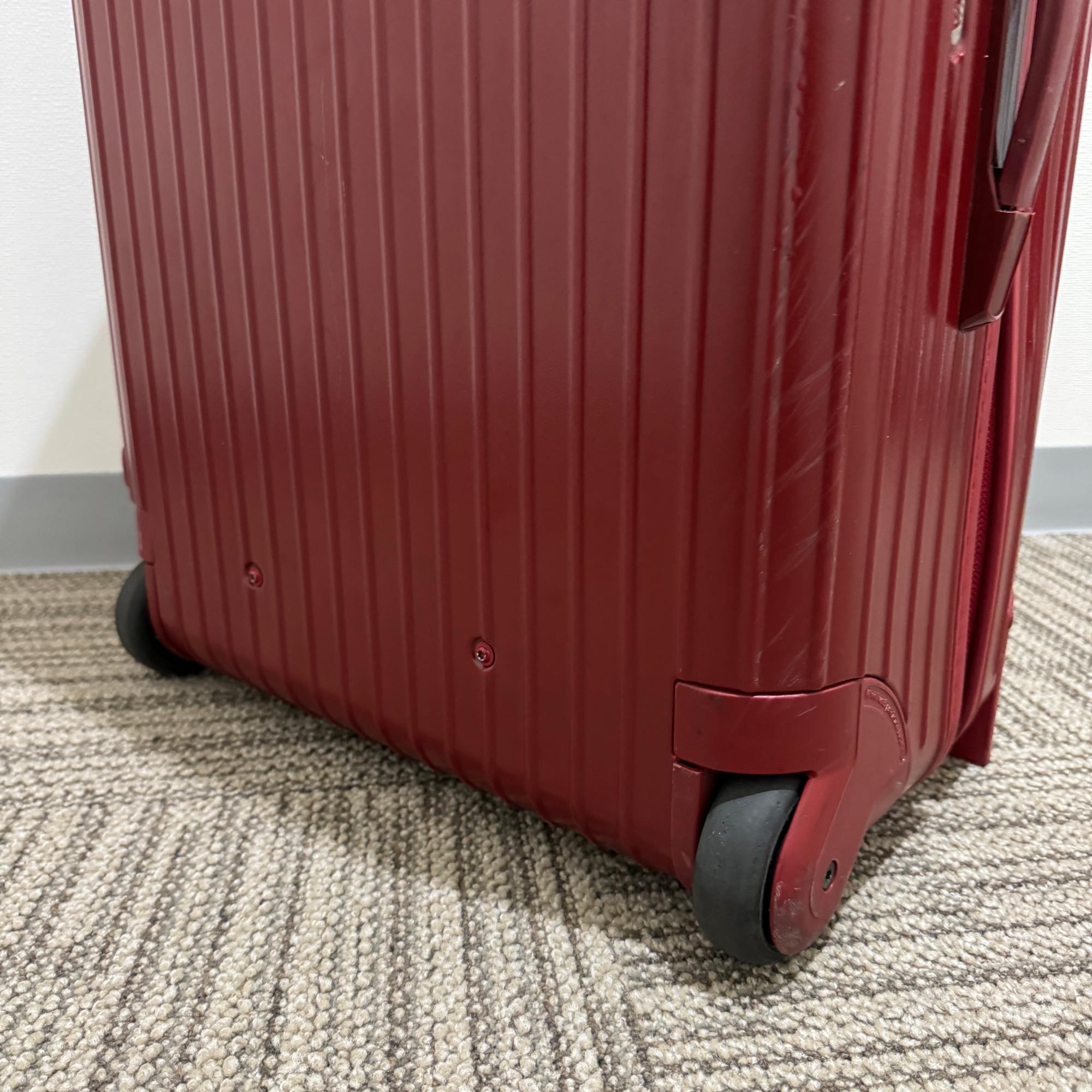 リモワ サルサ 855.63-5 中古美品 63リットル 2輪