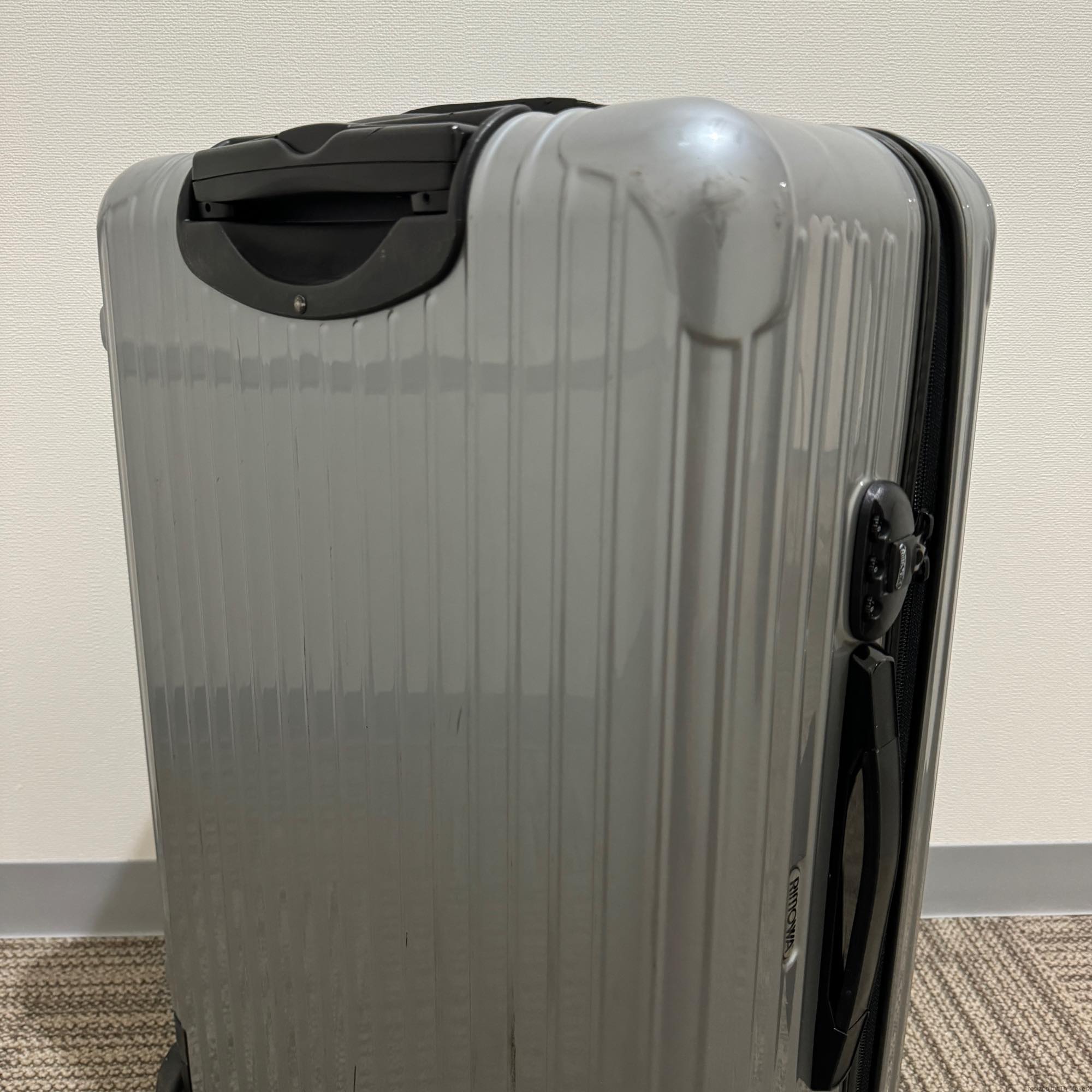 リモワ サルサ 中古美品 856.63-5 63リットル 2輪