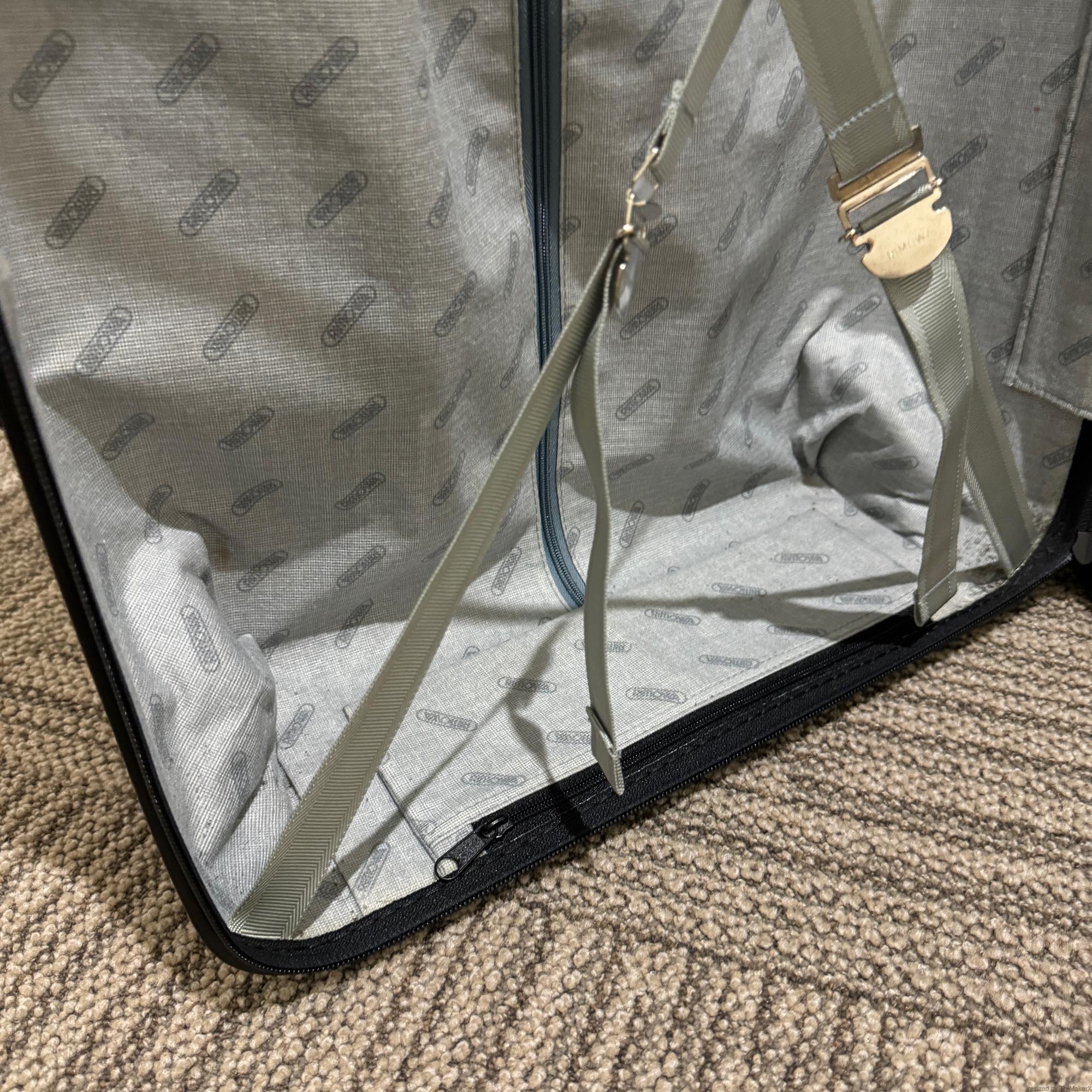 リモワ サルサ 中古美品 856.63-5 63リットル 2輪