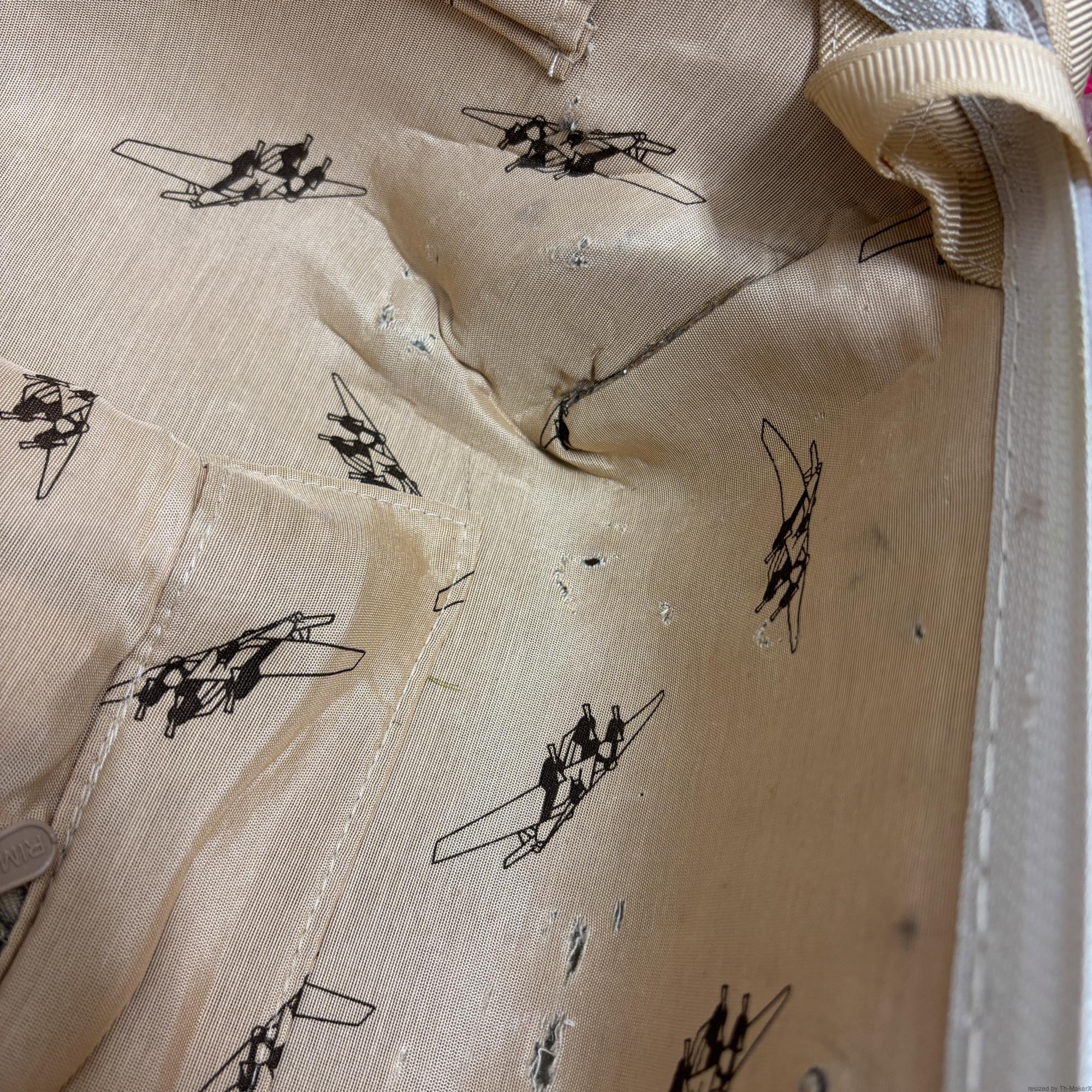 リモワ ユナイテッドアローズ限定 エッセンシャル(サルサ) 895.46-5 中古美品 32リットル 2輪