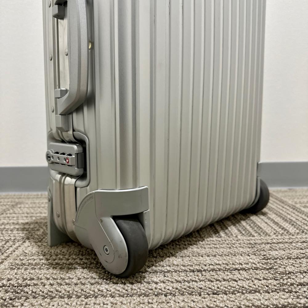 リモワ トパーズ 923.52-5 中古商品 32リットル 2輪