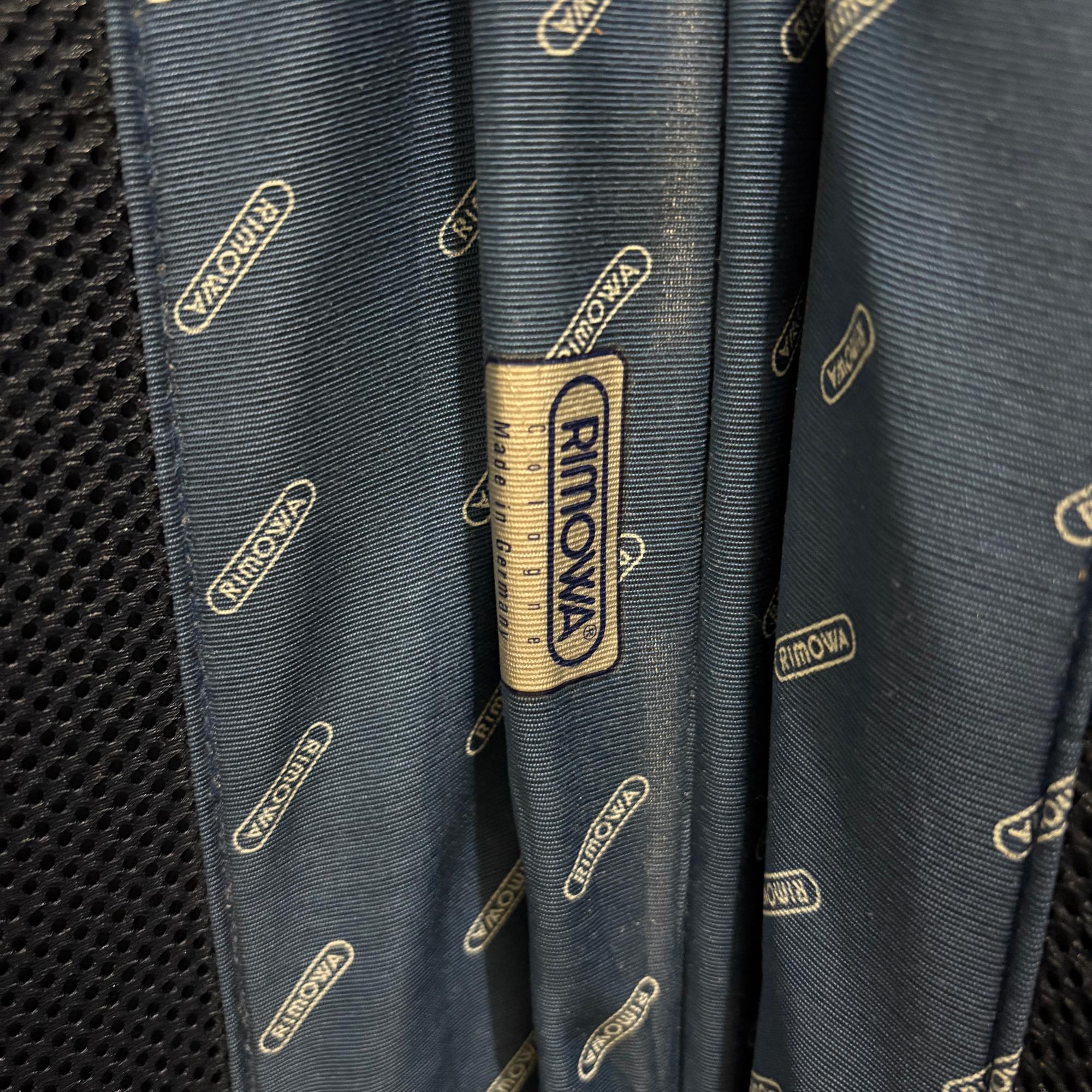 リモワ シルバーインテグラル 925.52-5 35リットル 中古商品 2輪