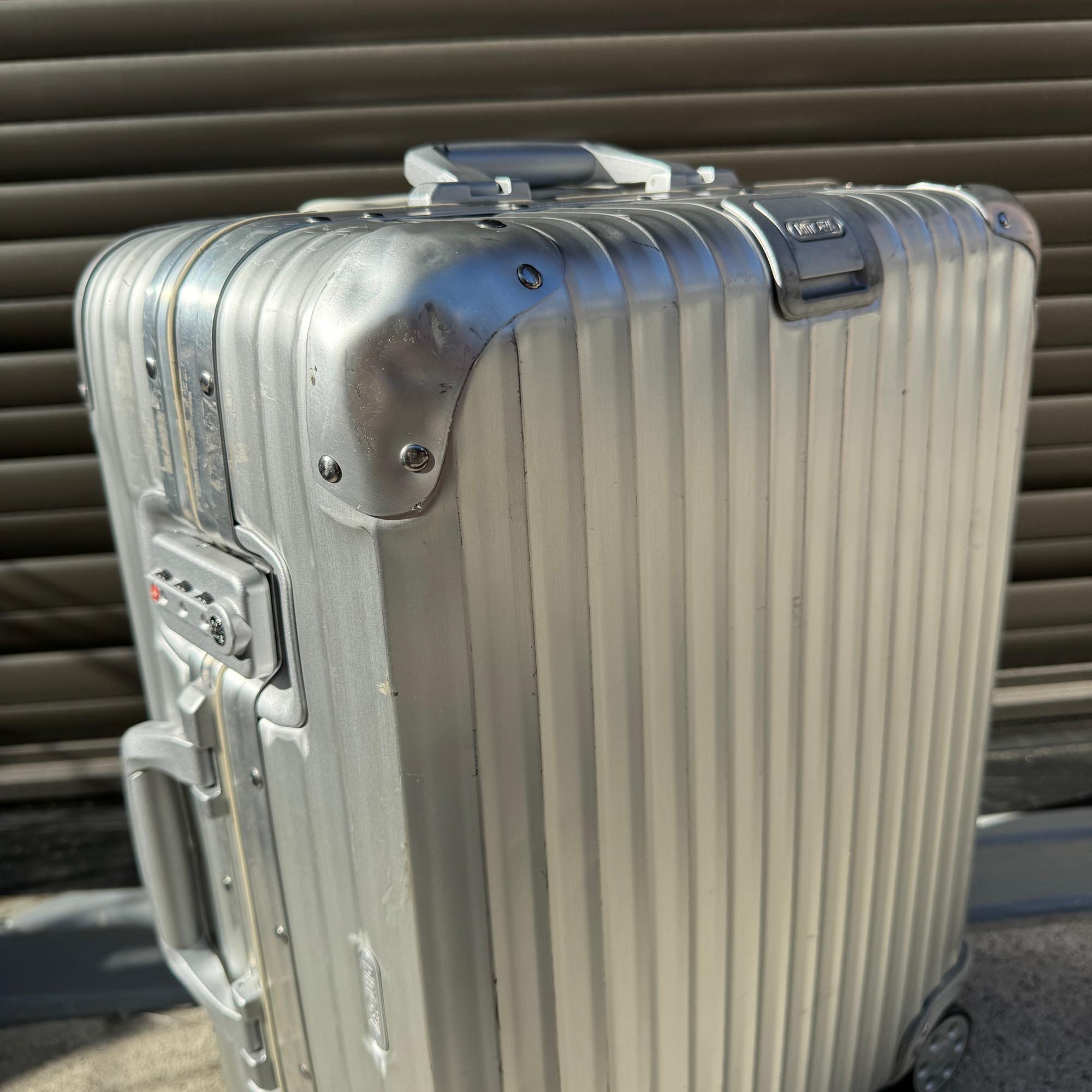 リモワ トパーズ 932.56-5 中古美品 45リットル 4輪