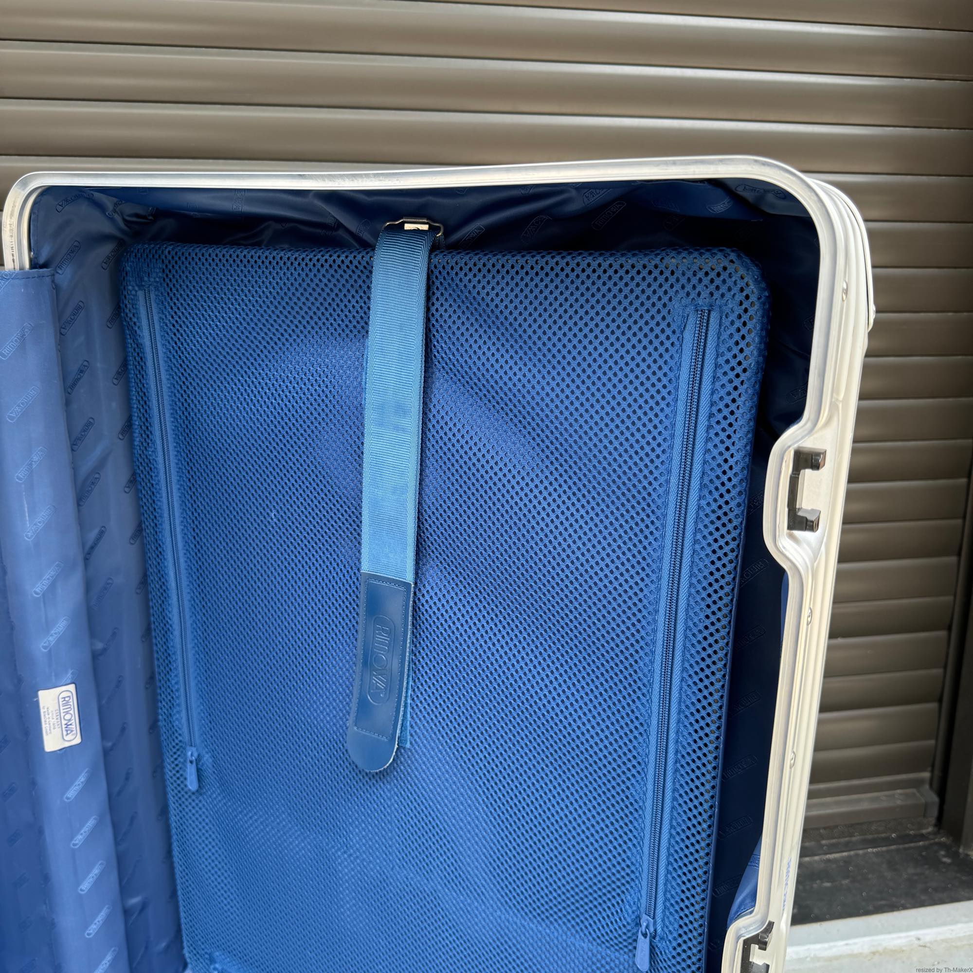 リモワ トパーズ 中古商品 932.70-5 82リットル 4輪