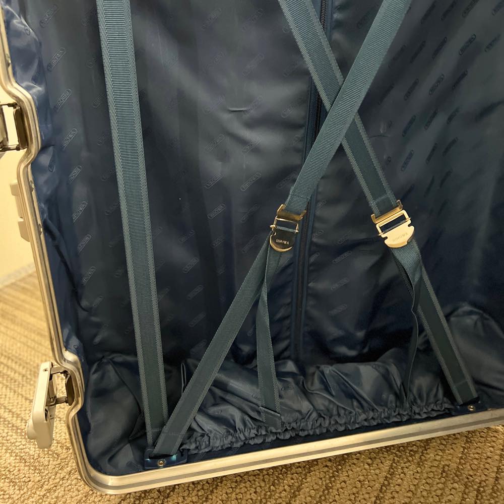 リモワ トパーズ 中古商品 932.77-5 104リットル 4輪