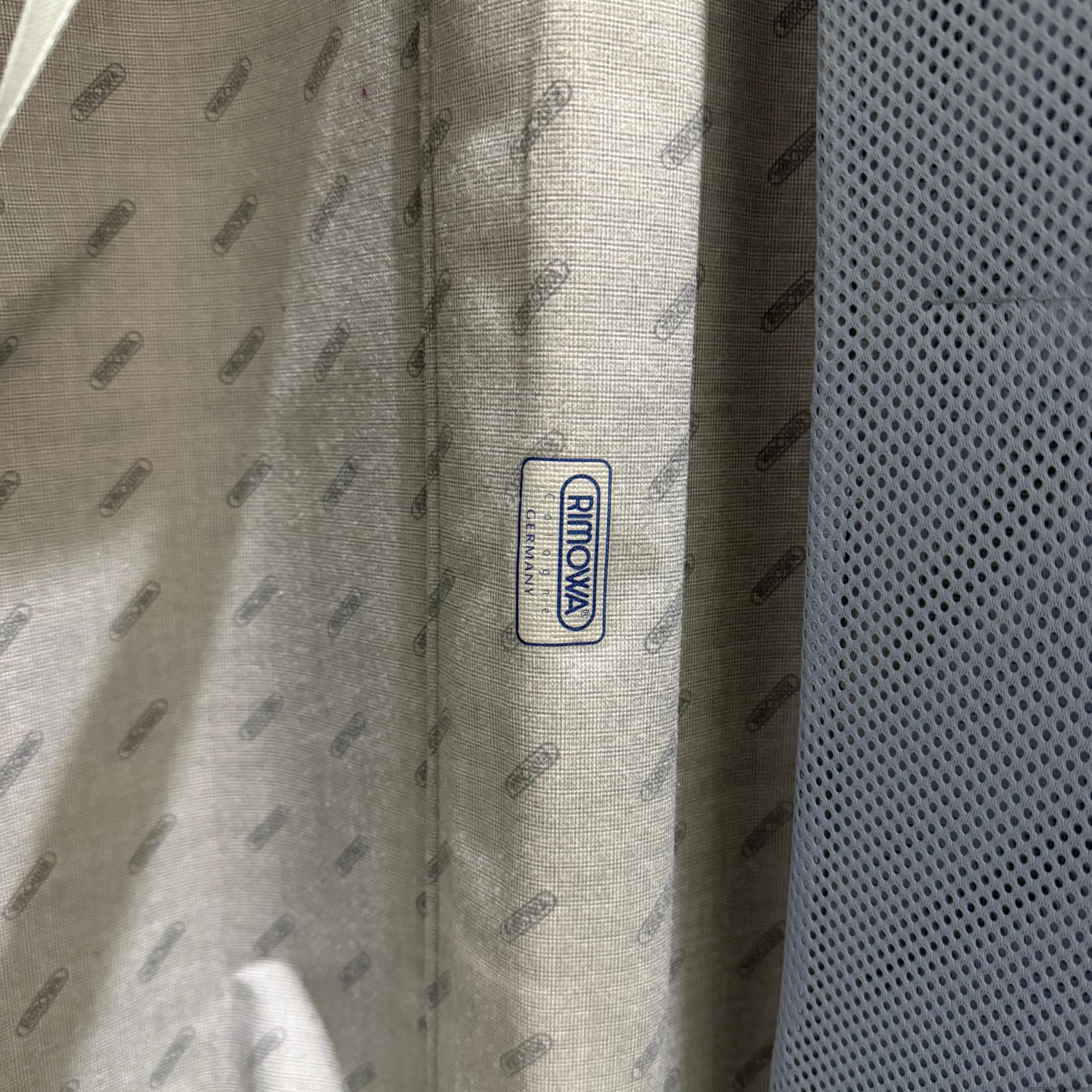リモワ サルサ 中古商品 851.70-6 87リットル 2輪