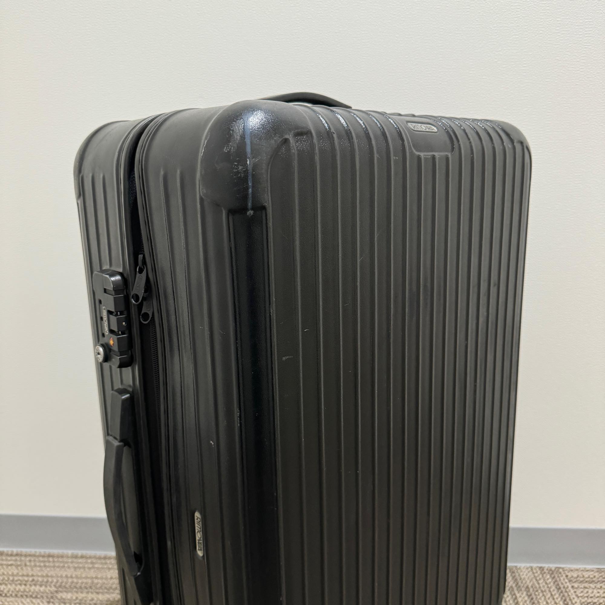 リモワ サルサ 871.70-6 82リットル 中古商品 4輪