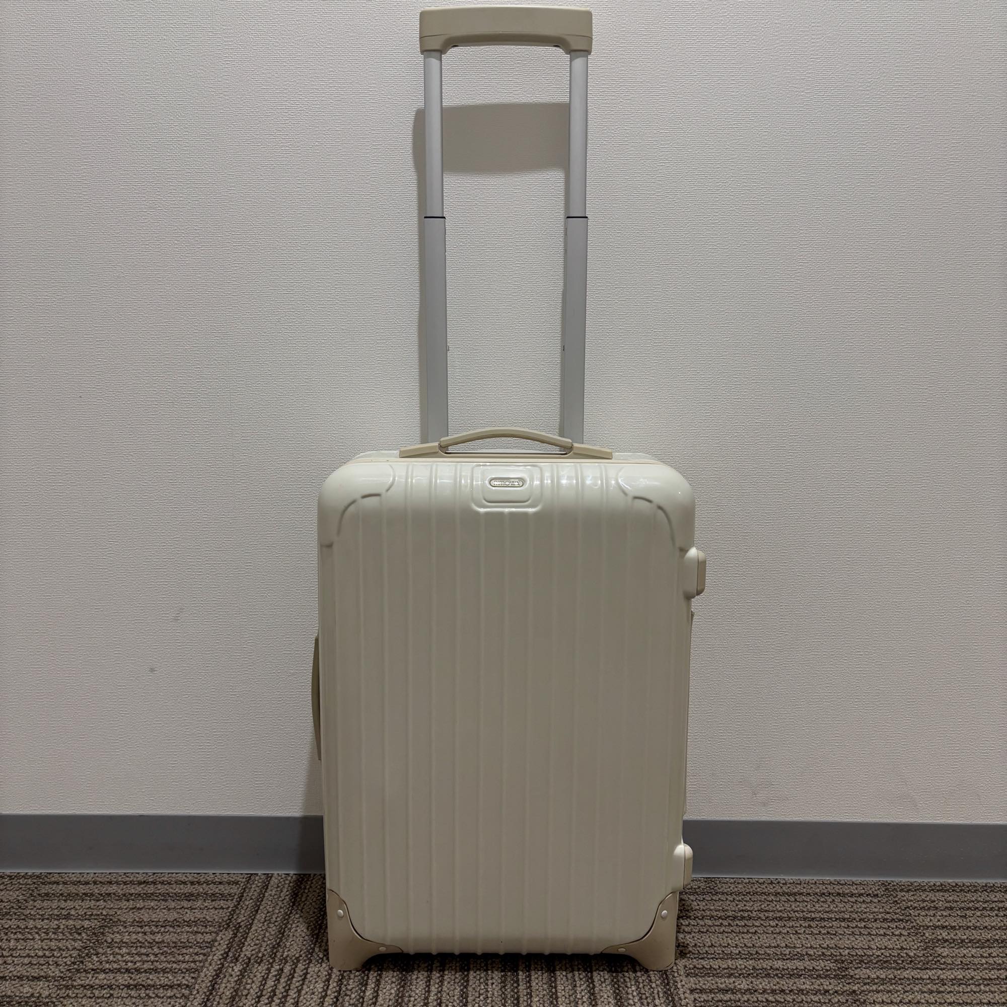 リモワ ユナイテッドアローズ限定 エッセンシャル(サルサ) 895.46-6 中古美品 32リットル 2輪