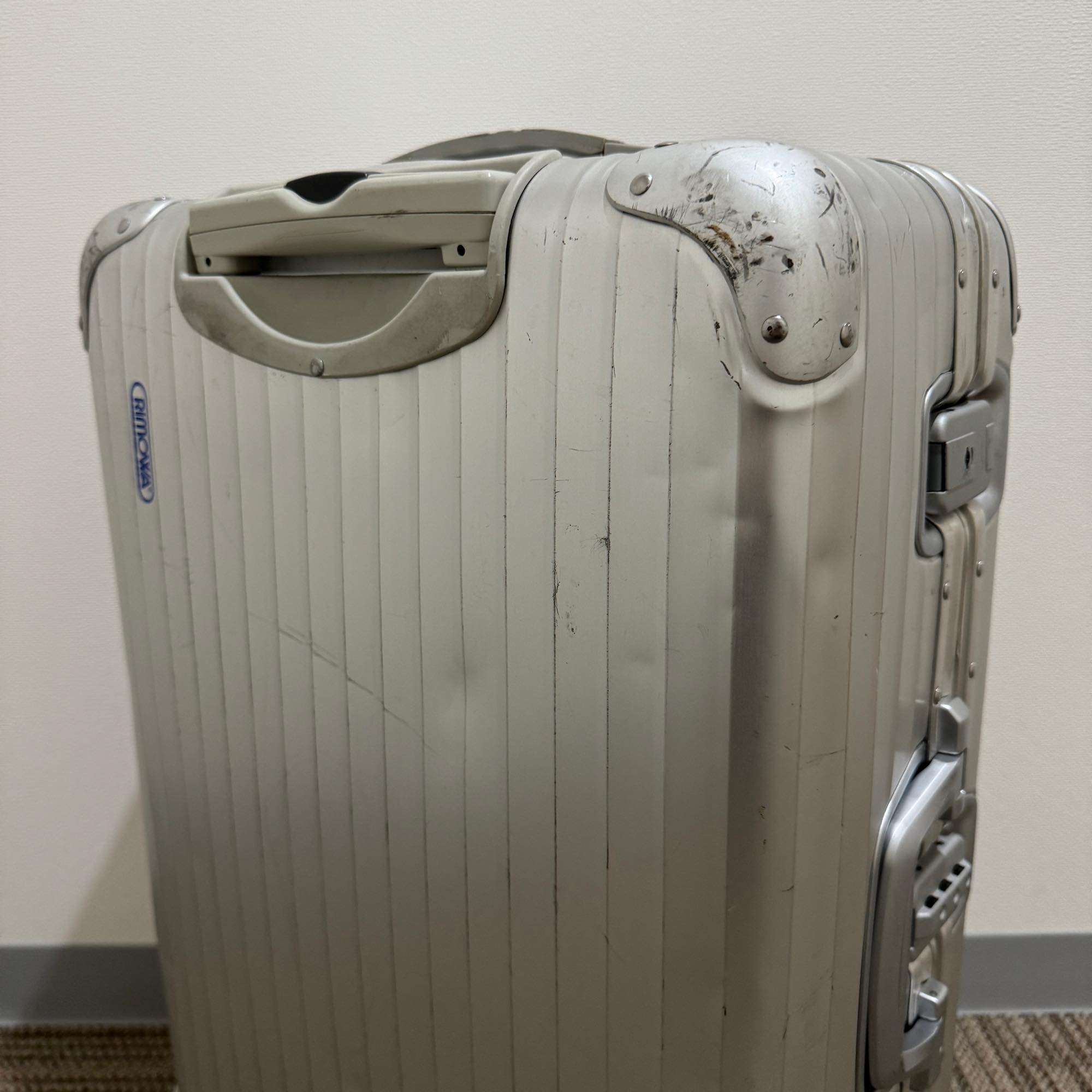 リモワ トパーズ 中古商品 U930.63-6 63リットル 2輪