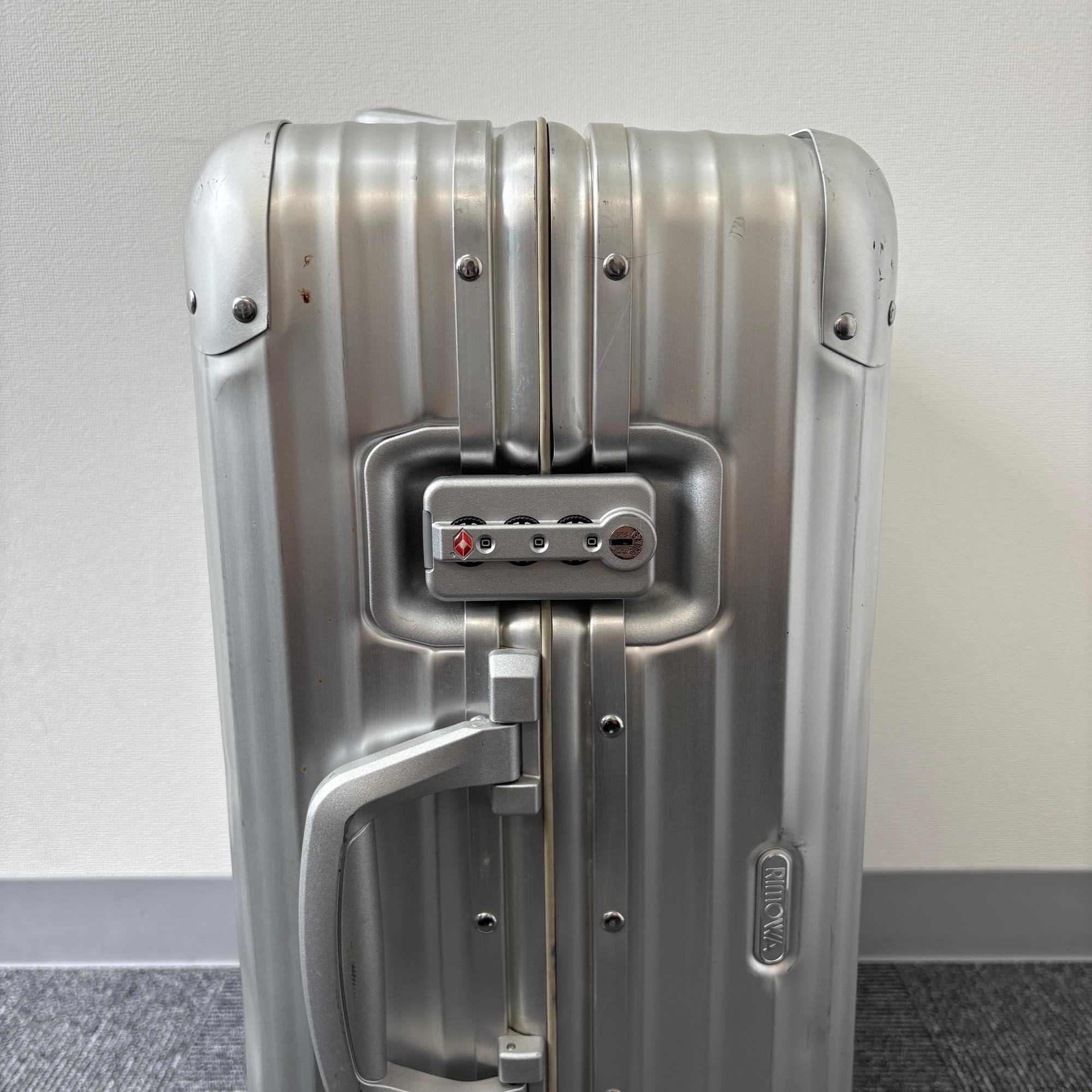 リモワ トパーズ(オリジナル) 932.56-6 中古美品 45リットル 4輪