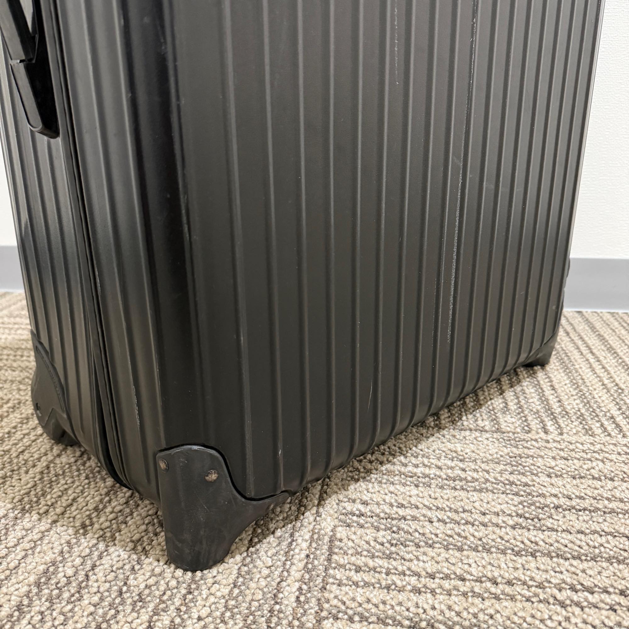 リモワ サルサ 中古商品 851.70-7 87リットル 2輪