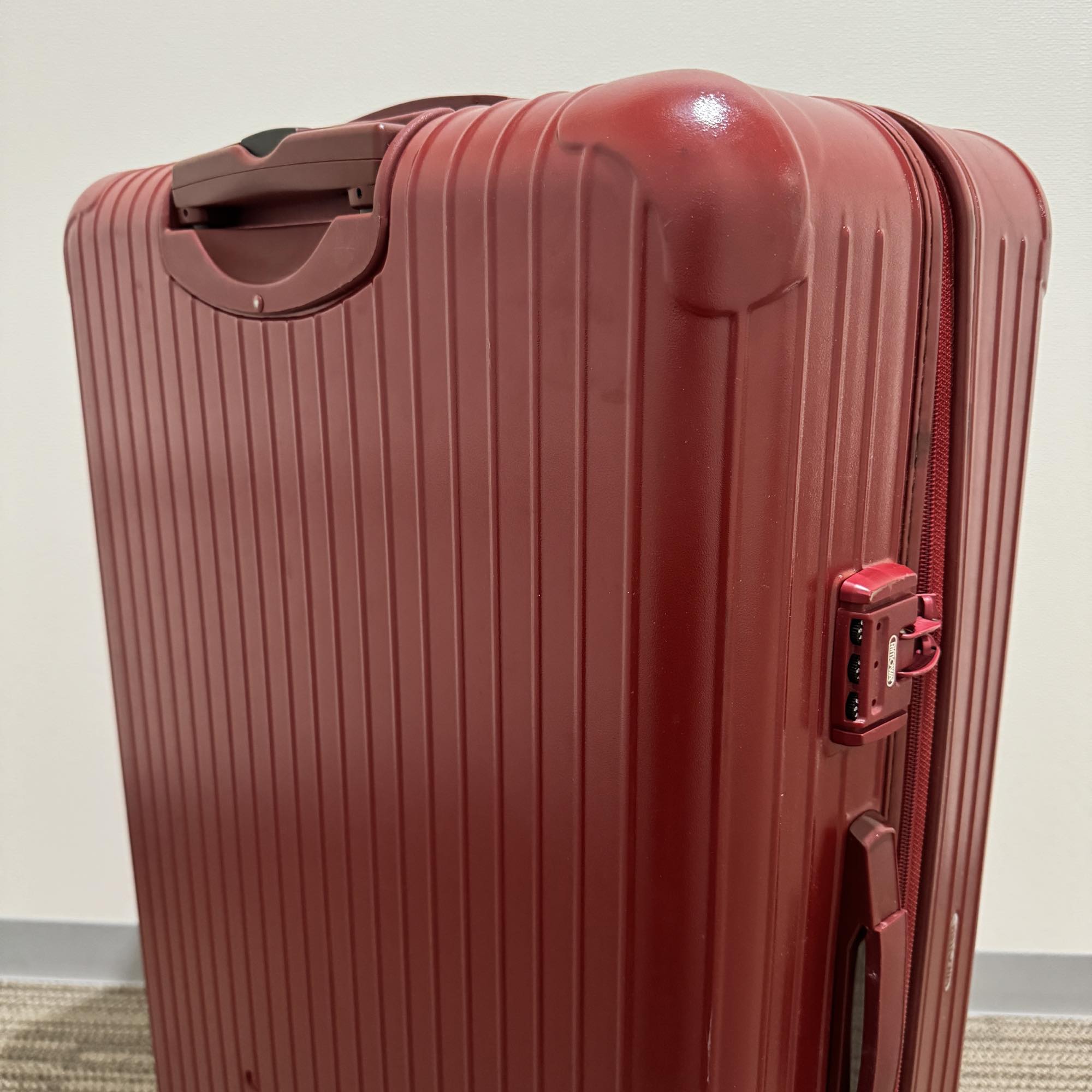 リモワ サルサ 875.77-7 104リットル 中古商品 4輪