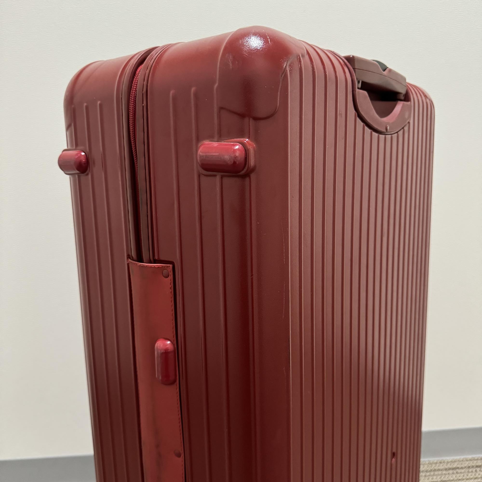 リモワ サルサ 875.77-7 104リットル 中古商品 4輪