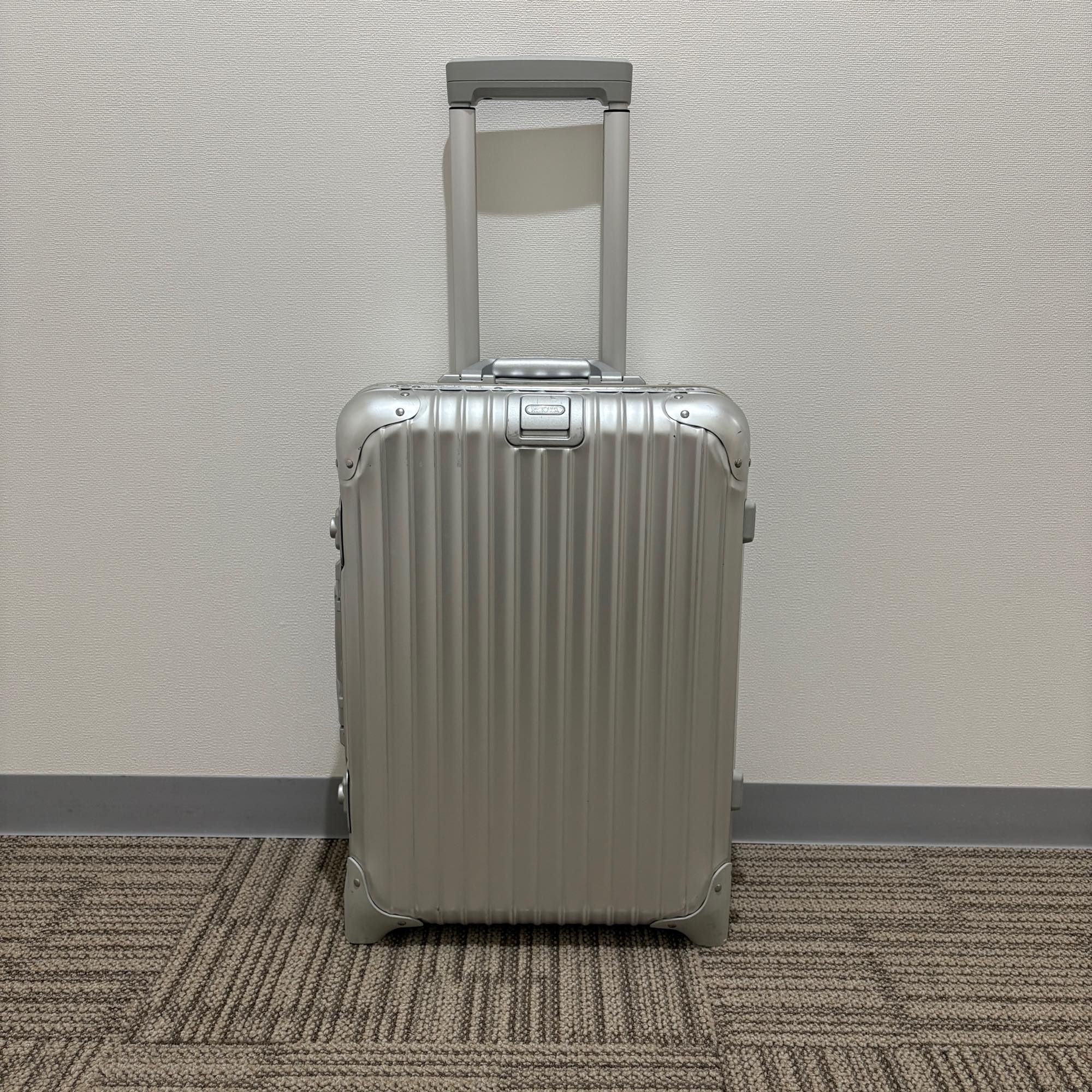 リモワ トパーズ 920.52-7 中古美品 32リットル 2輪
