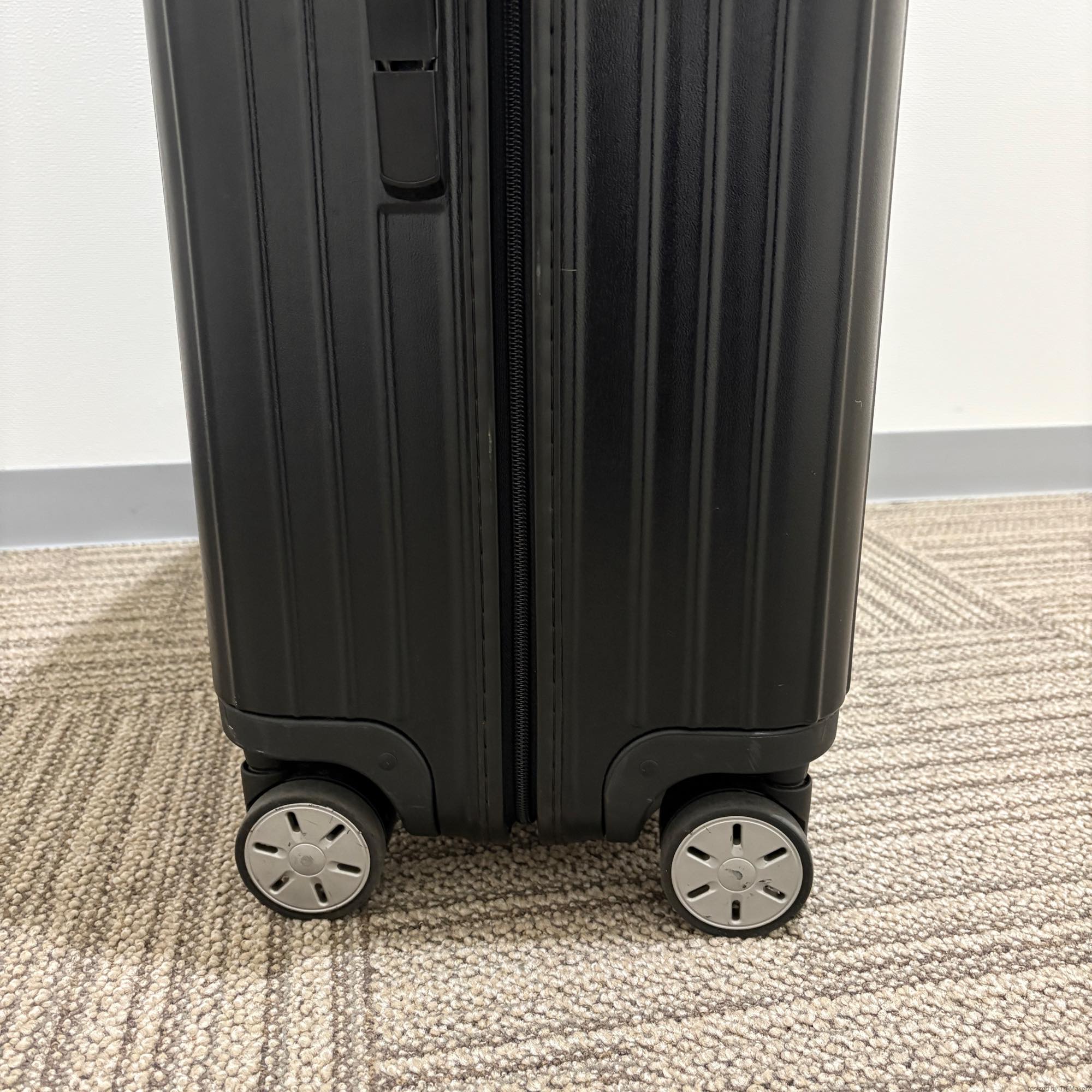 リモワ サルサ 871.77-8 107リットル 中古商品 4輪