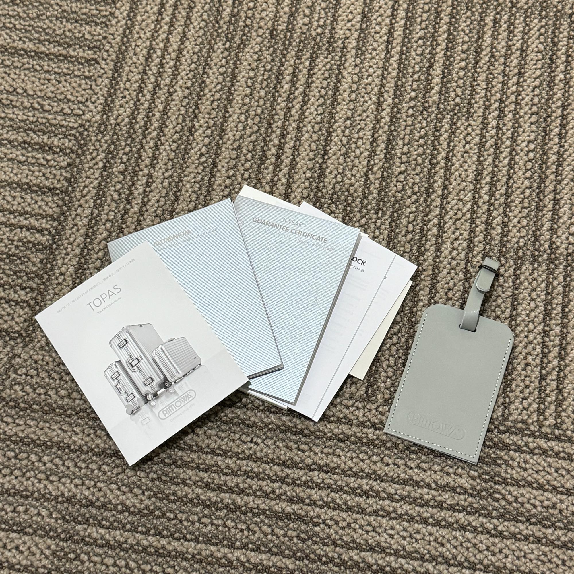 リモワ トパーズ 中古美品 932.77-8 104リットル 4輪
