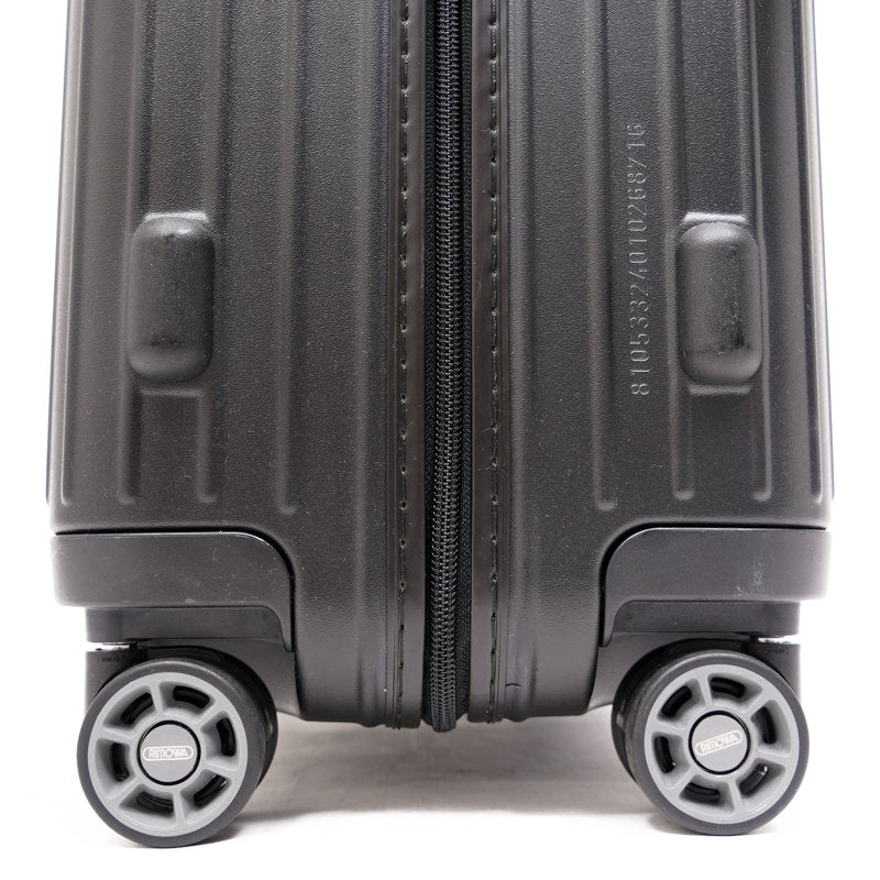 リモワ サルサ 810.53 37リットル 中古美品 4輪