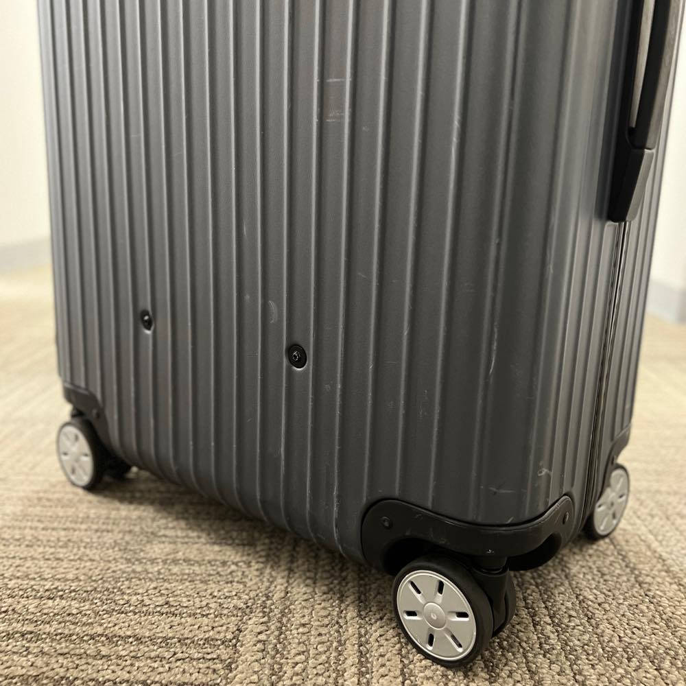 リモワ サルサ 810.70 78リットル 中古商品 4輪