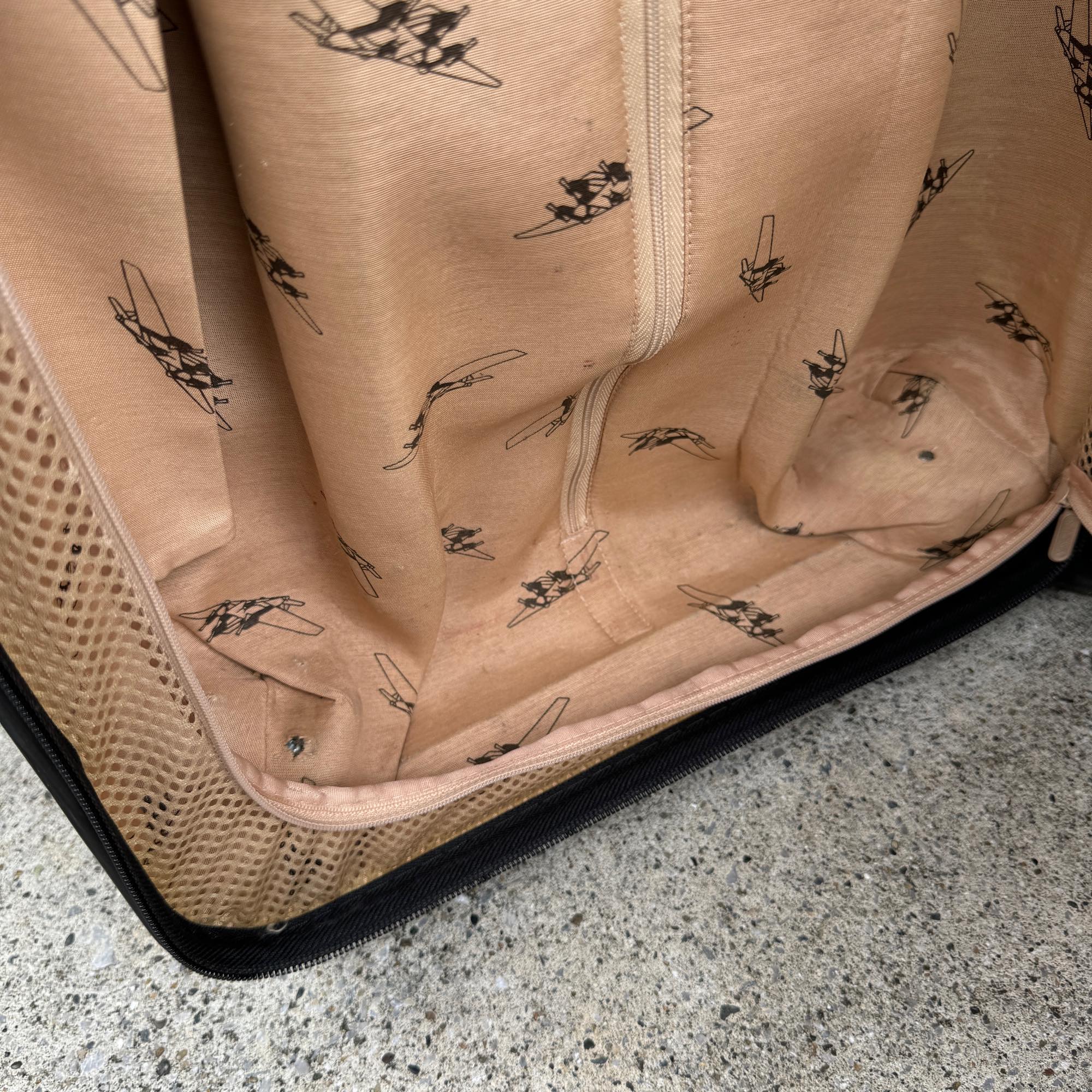 リモワ サルサ 810.90 中古商品 23リットル 2輪