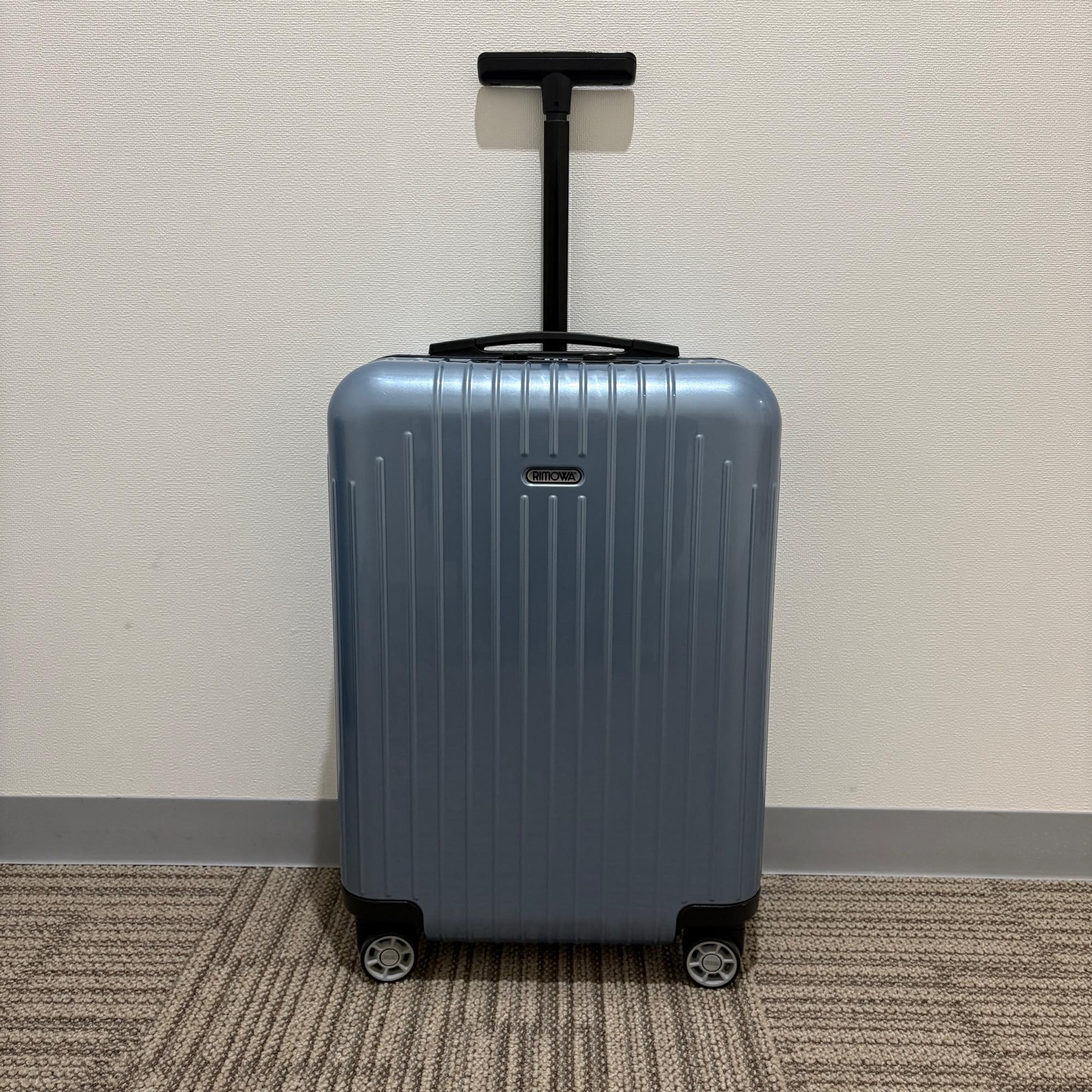 リモワ サルサ エアー 820.52.78.4-1 33リットル 中古美品 4輪